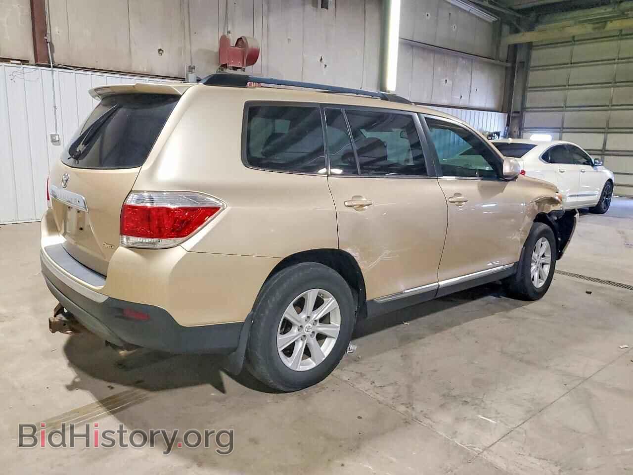 2012 TOYOTA HIGHLANDER - VIN: 5TDBK3EH2CS143908 - Фото 3
