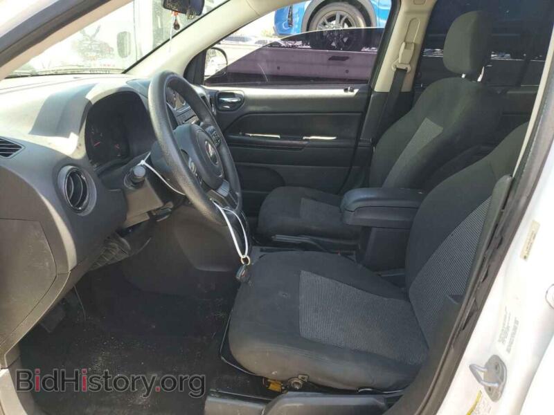2011 Jeep COMPASS (VIN 1J4NF1FBXBD234803) — фото 7 из 13