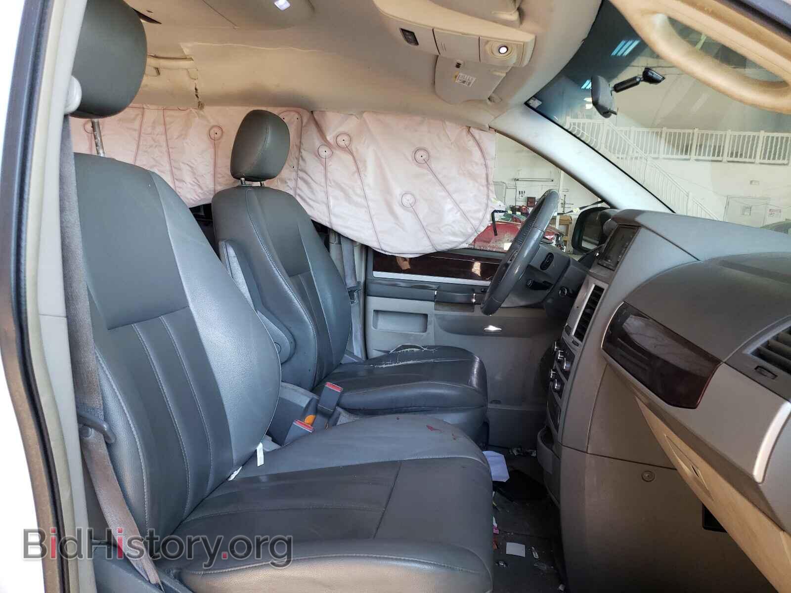 2010 CHRYSLER MINIVAN - VIN: 2A4RR5D15AR187783 - Фото 5