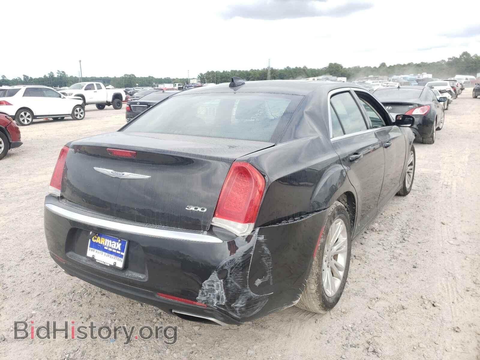2017 CHRYSLER 300 - VIN: 2C3CCAAG4HH540243 - Фото 4