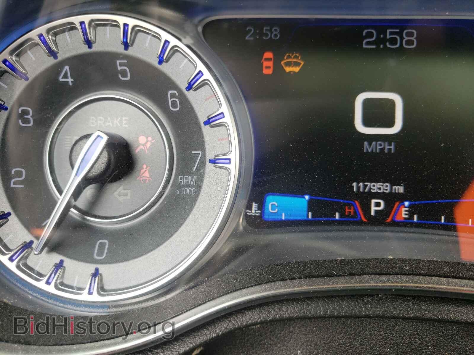 2017 CHRYSLER 300 - VIN: 2C3CCAAG4HH540243 - Фото 8