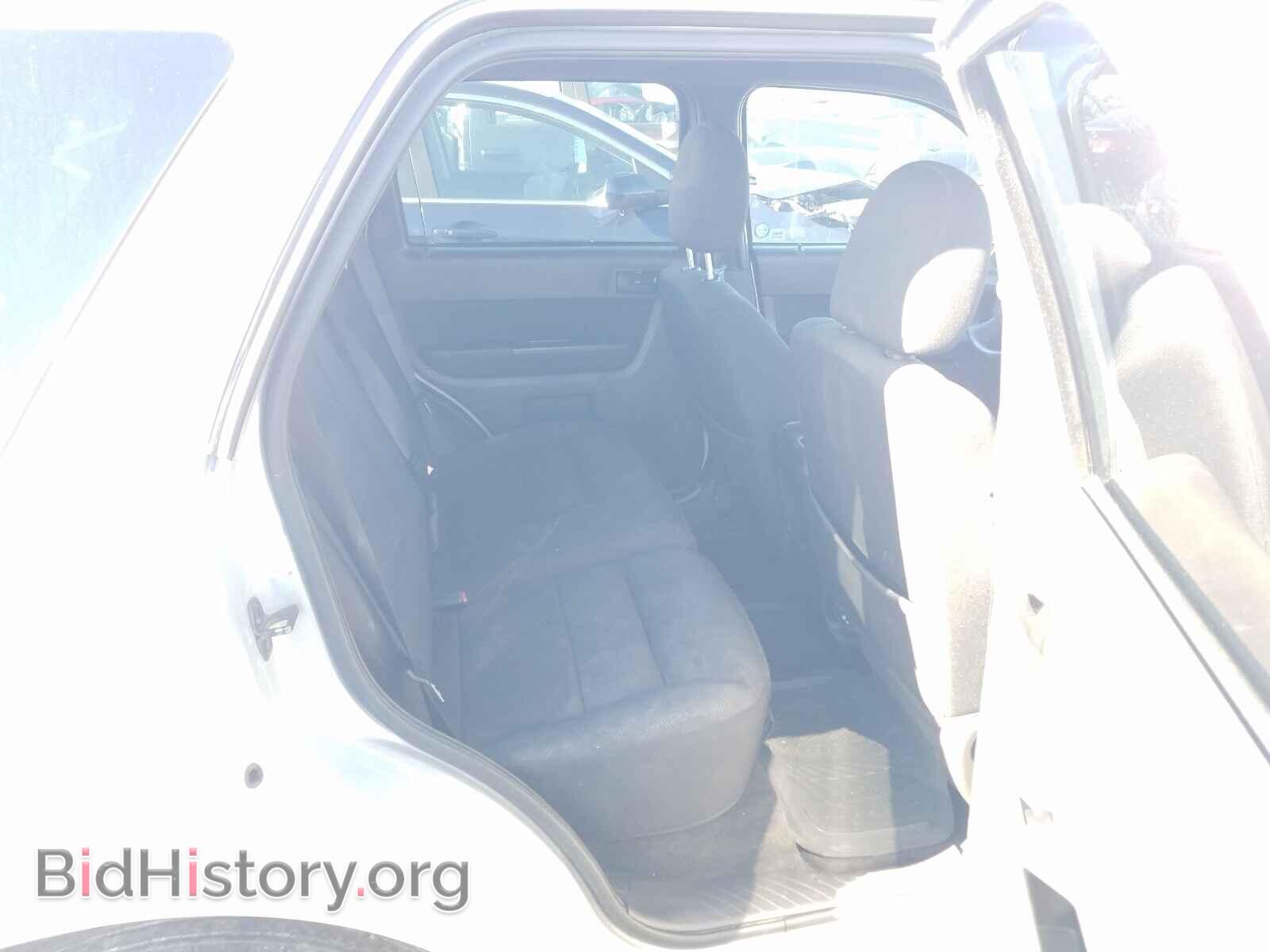 2009 FORD ESCAPE - VIN: 1FMCU03759KB55912 - Фото 6