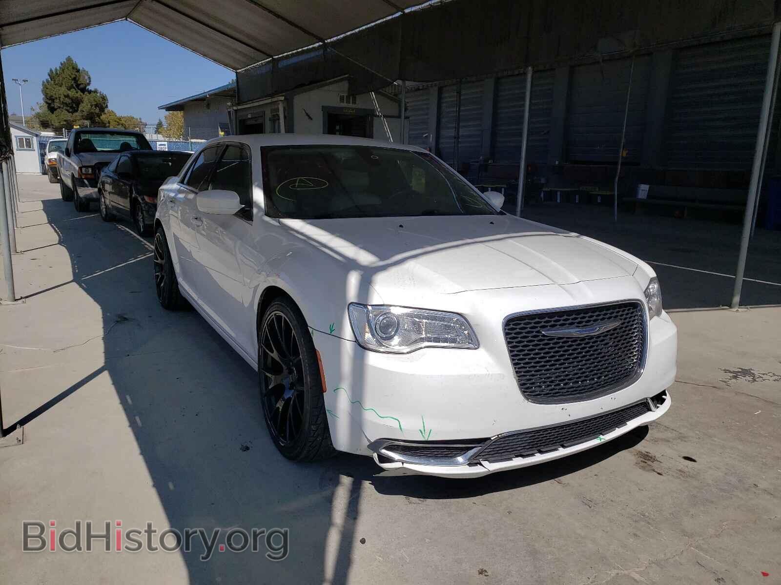 Фотография 2C3CCAAG9FH802156 - CHRYSLER 300 2015