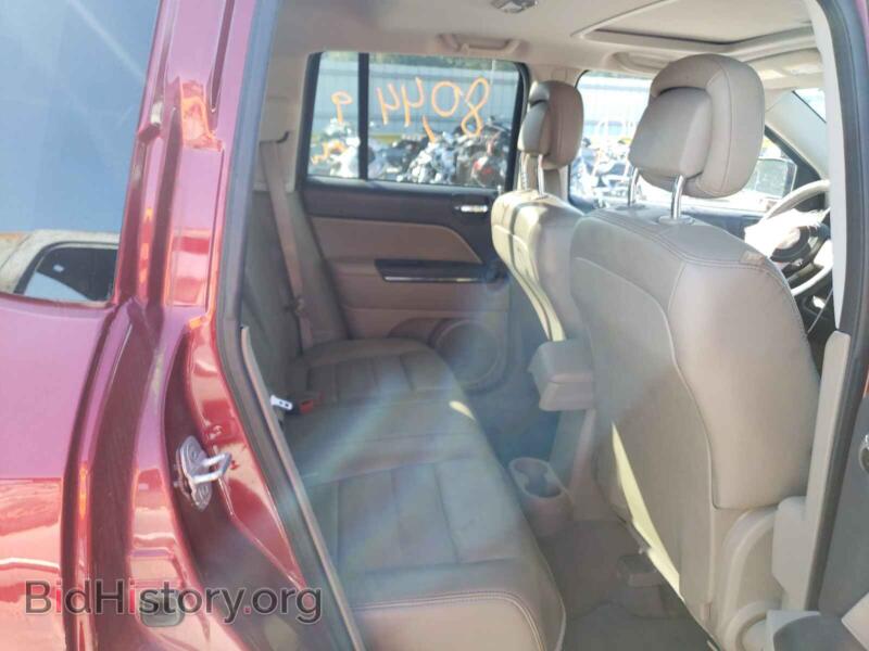 2012 Jeep COMPASS (VIN 1C4NJDCB9CD592695) — photo 6 of 10