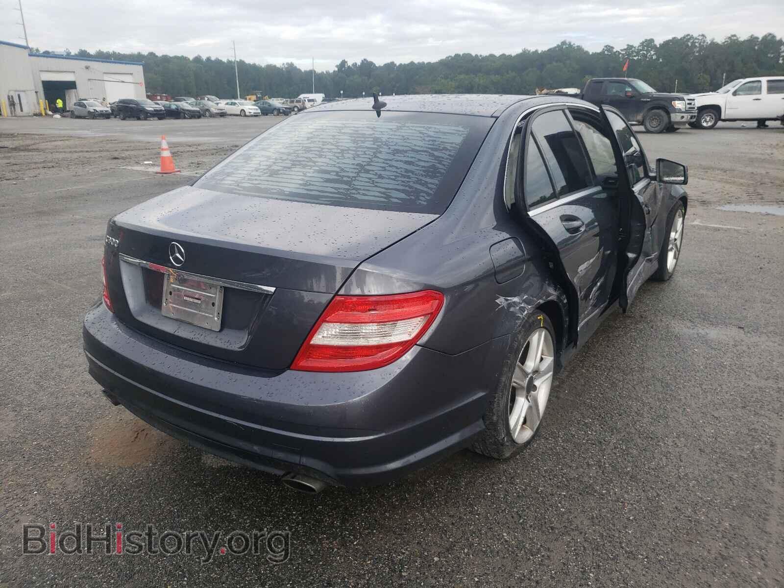 2011 MERCEDES-BENZ C-CLASS - VIN: WDDGF5EB7BR167643 - Фото 4