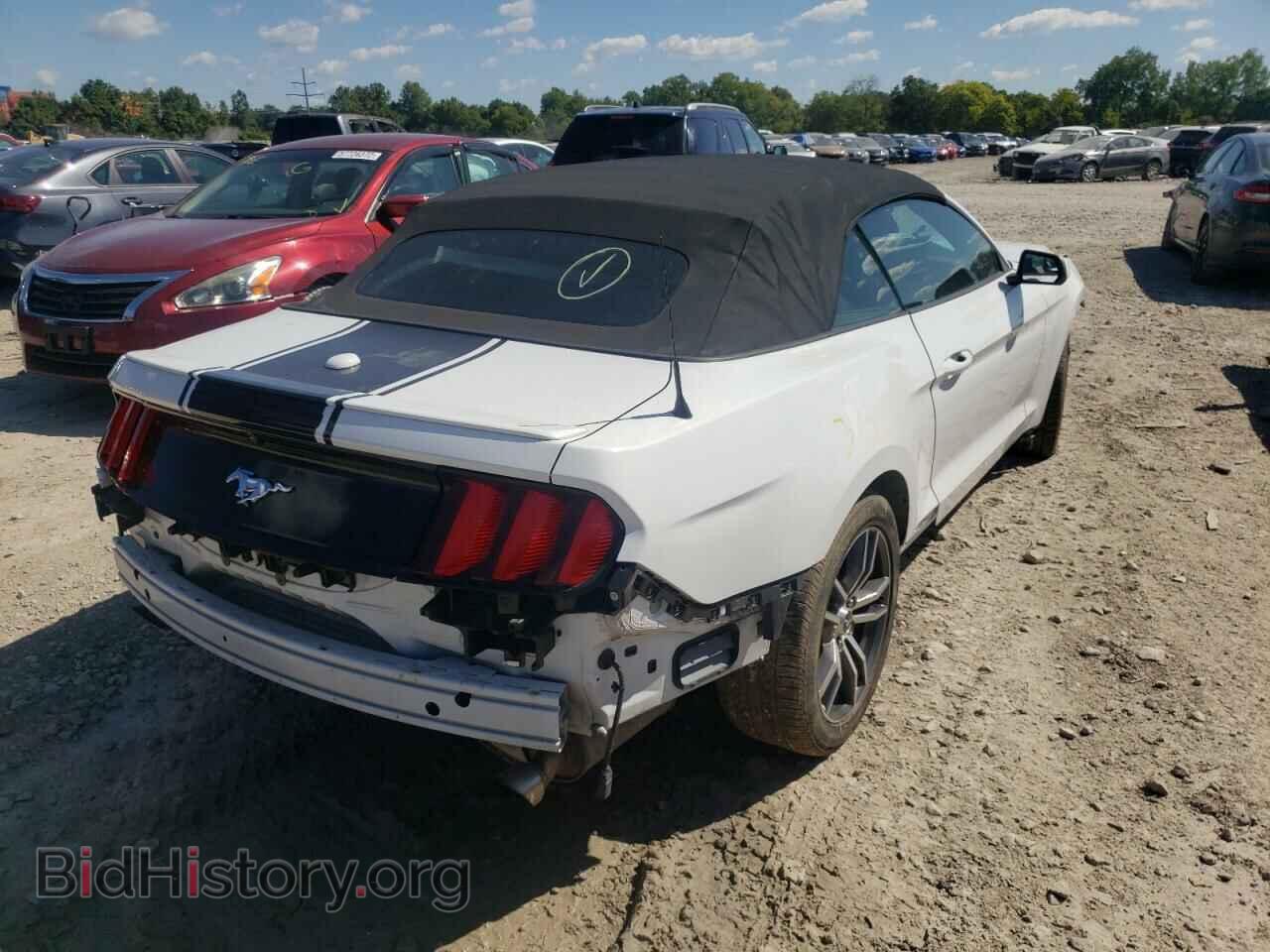 2017 FORD MUSTANG - VIN: 1FATP8UH7H5287266 - Фото 4
