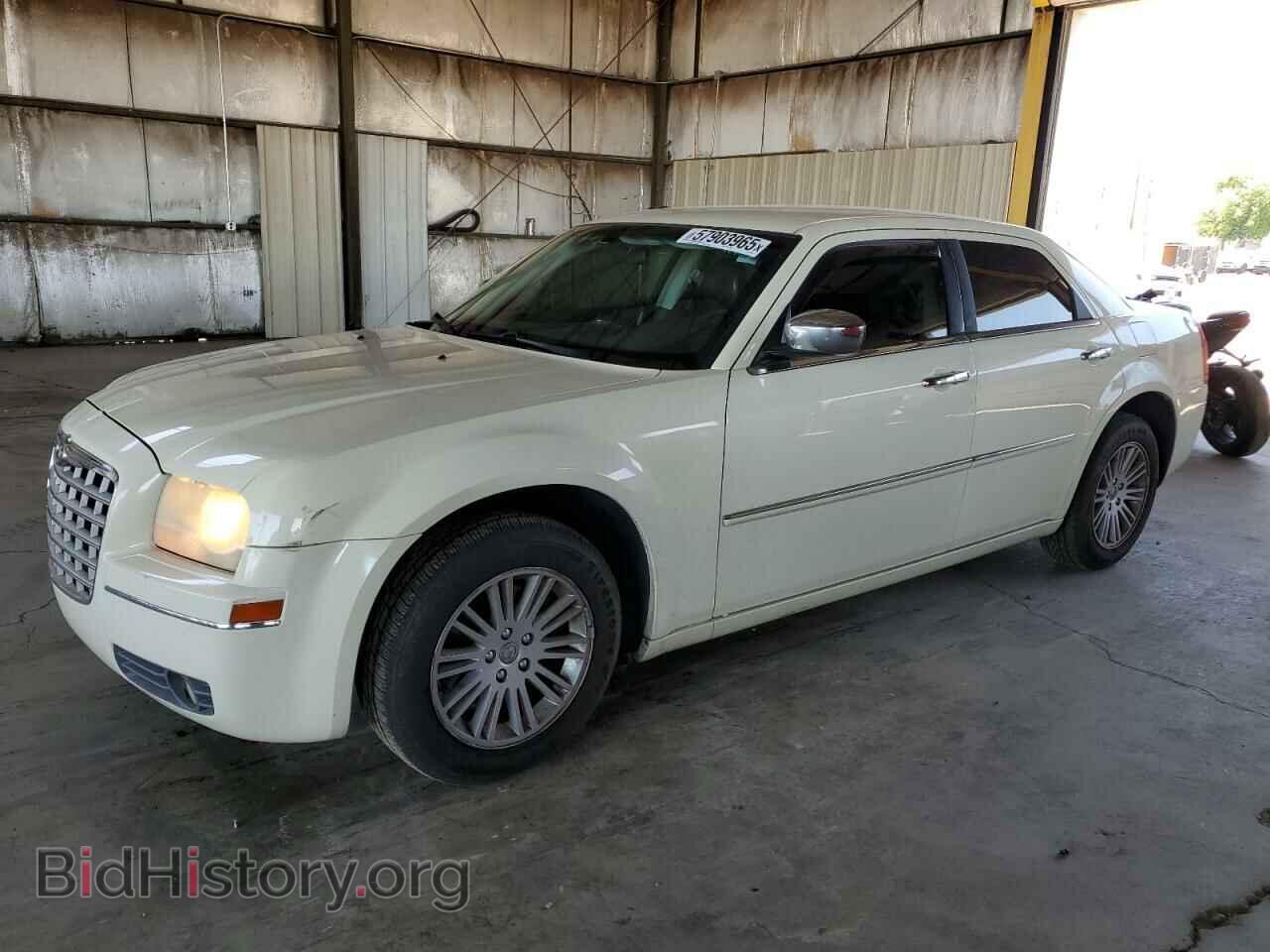 Photo 2C3CA5CV0AH319866 - CHRYSLER 300 2010
