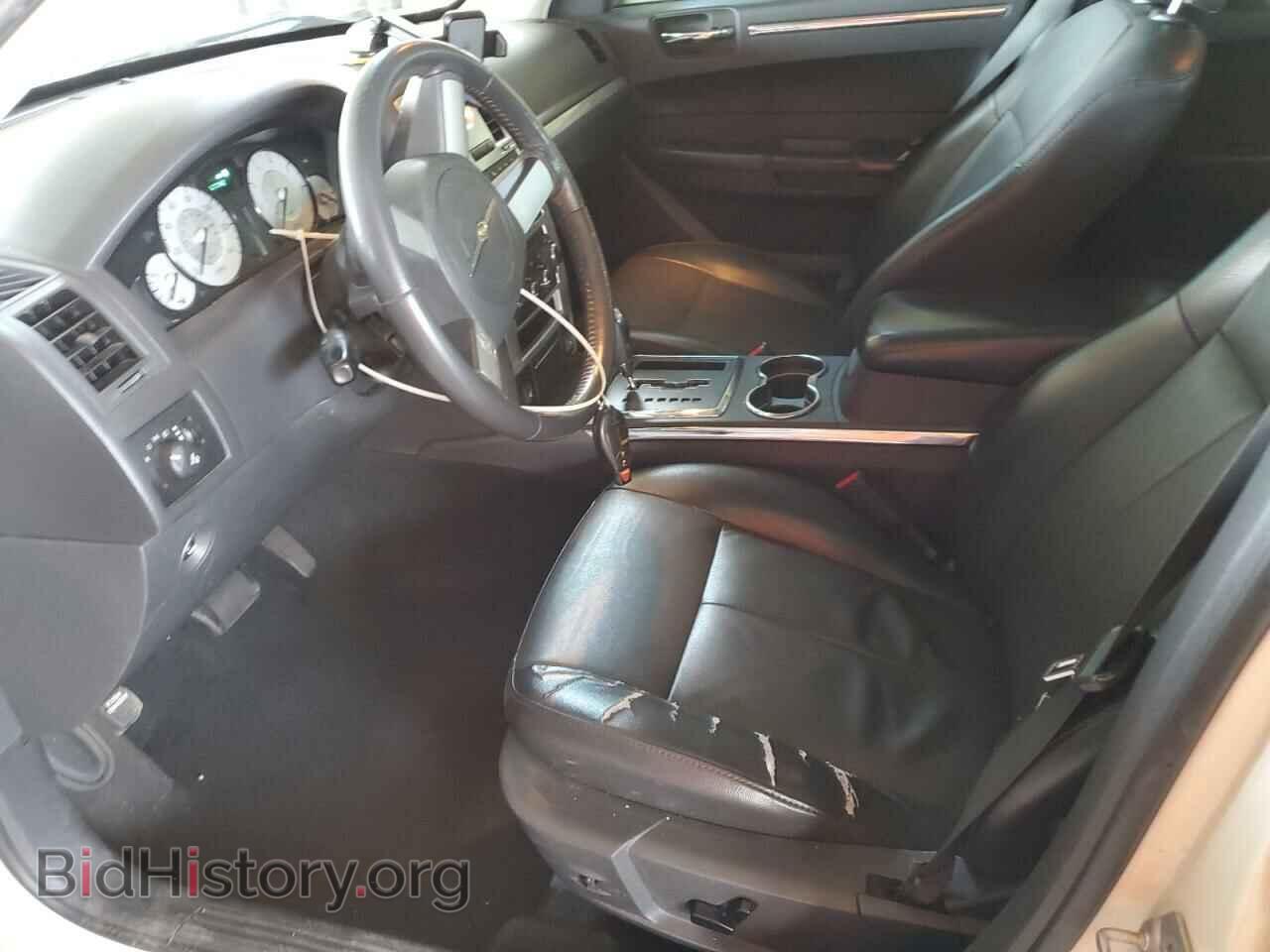 2010 CHRYSLER 300 - VIN: 2C3CA5CV0AH319866 - Фото 7