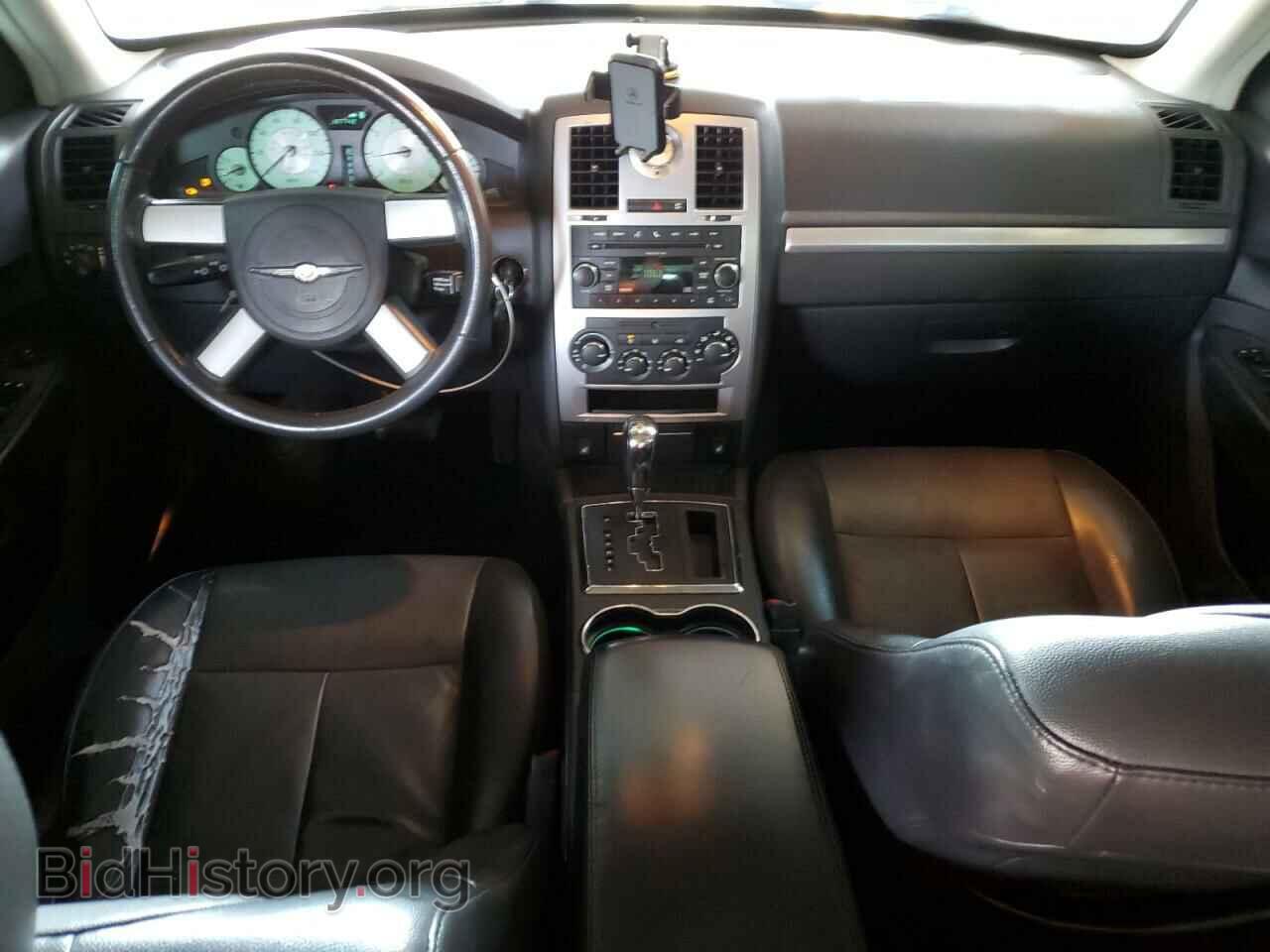 2010 CHRYSLER 300 - VIN: 2C3CA5CV0AH319866 - Фото 8