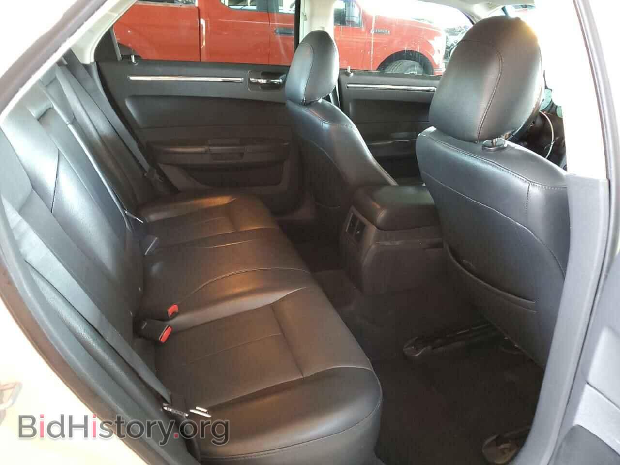 2010 CHRYSLER 300 - VIN: 2C3CA5CV0AH319866 - Фото 10