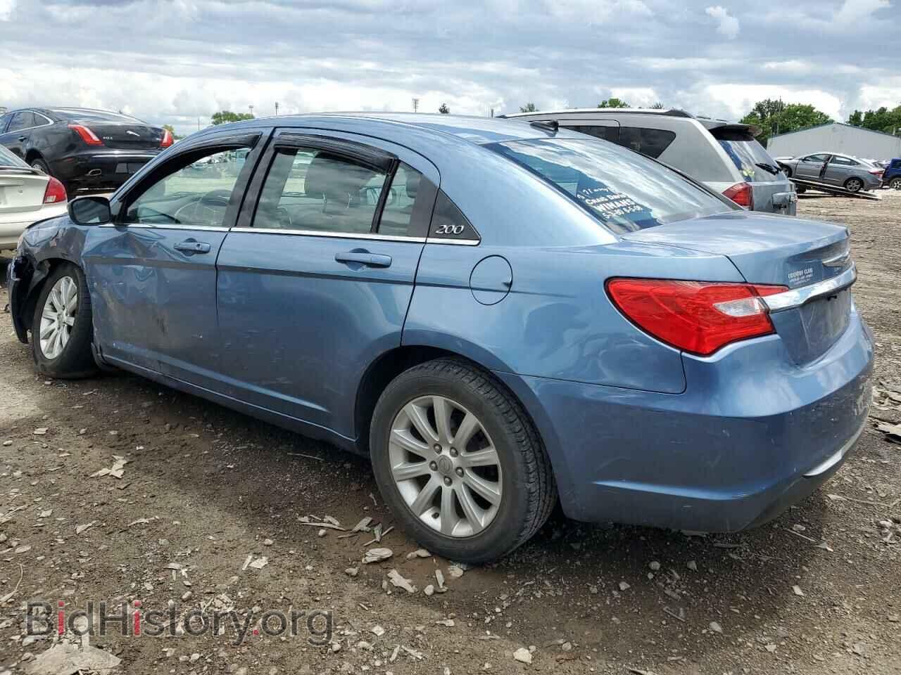 2011 CHRYSLER 200 - VIN: 1C3BC1FG3BN584155 - Фото 2