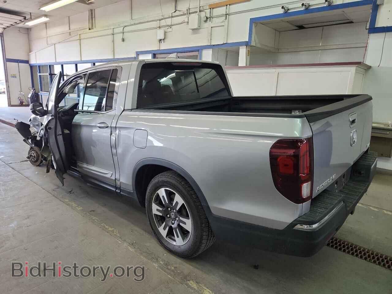 2019 HONDA RIDGELINE - VIN: 5FPYK3F50KB041189 - Фото 2