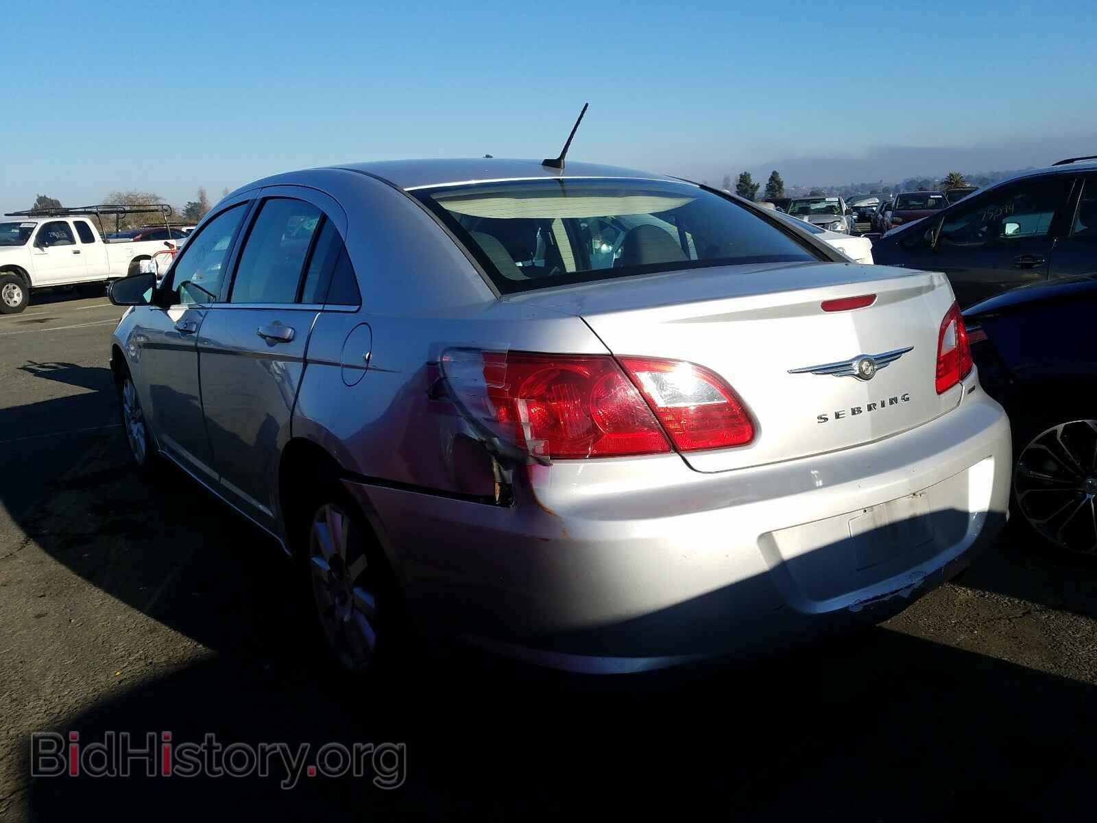 2010 CHRYSLER SEBRING - VIN: 1C3CC4FB3AN211397 - Фото 3