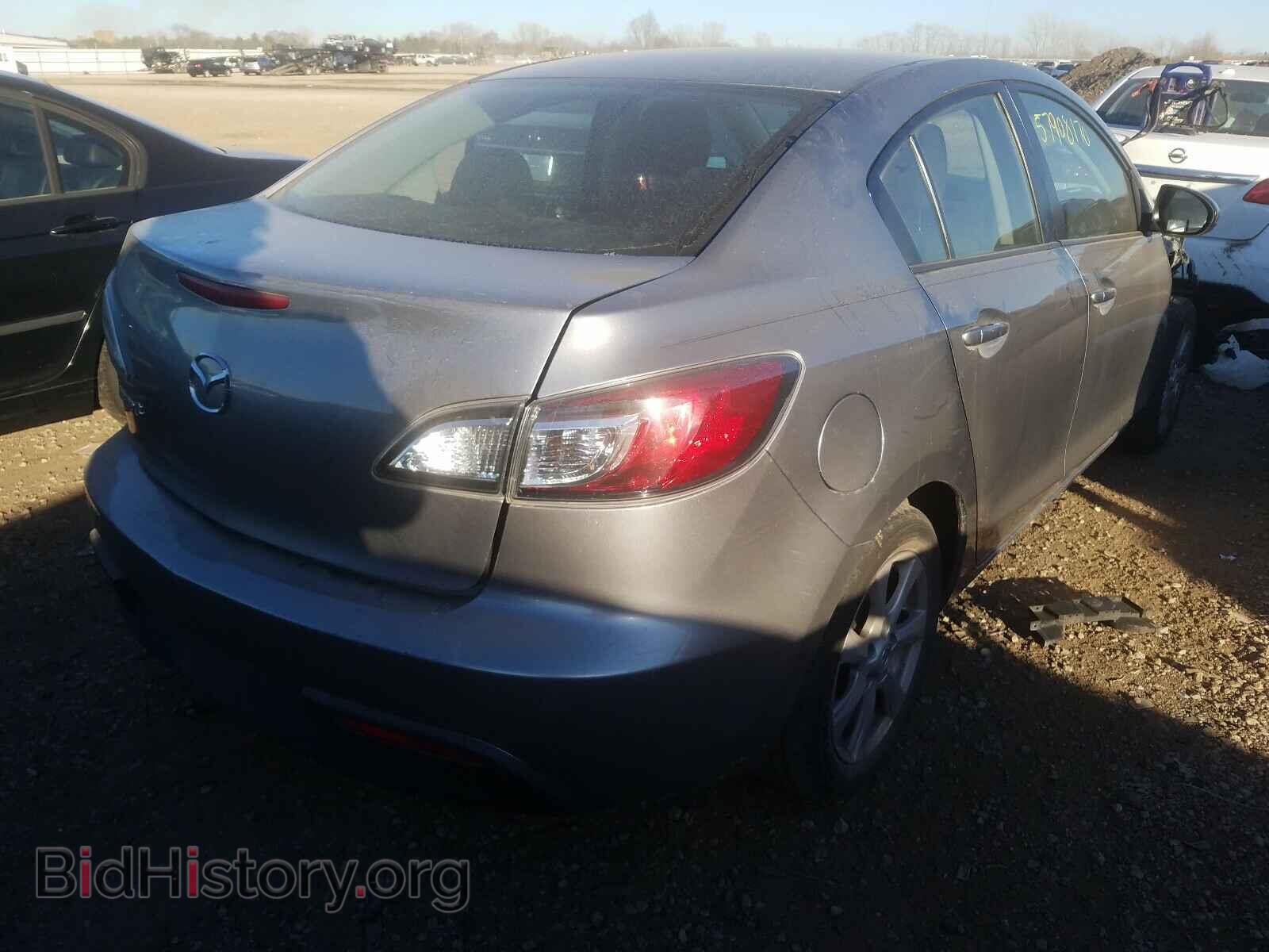 2011 MAZDA 3 - VIN: JM1BL1VF5B1384065 - Фото 4