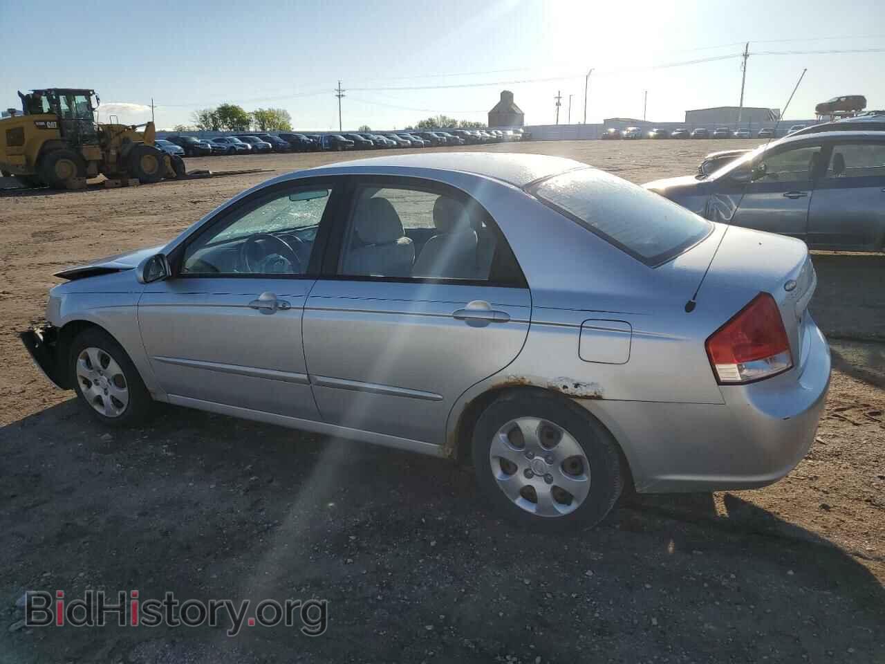 2008 KIA SPECTRA - VIN: KNAFE121685507522 - Фото 2