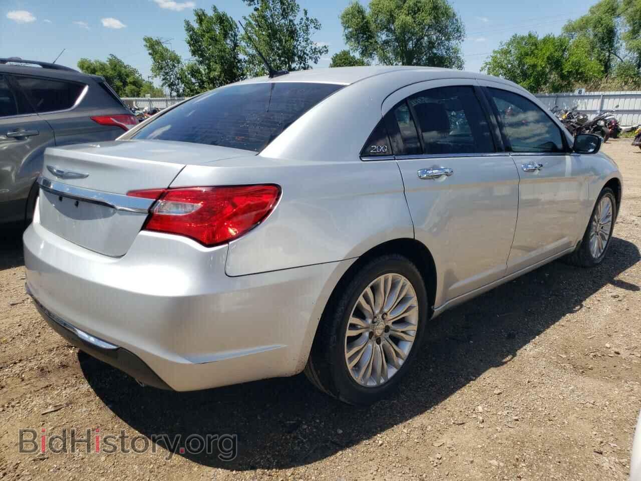 2011 CHRYSLER 200 - VIN: 1C3BC2FG2BN527189 - Фото 3