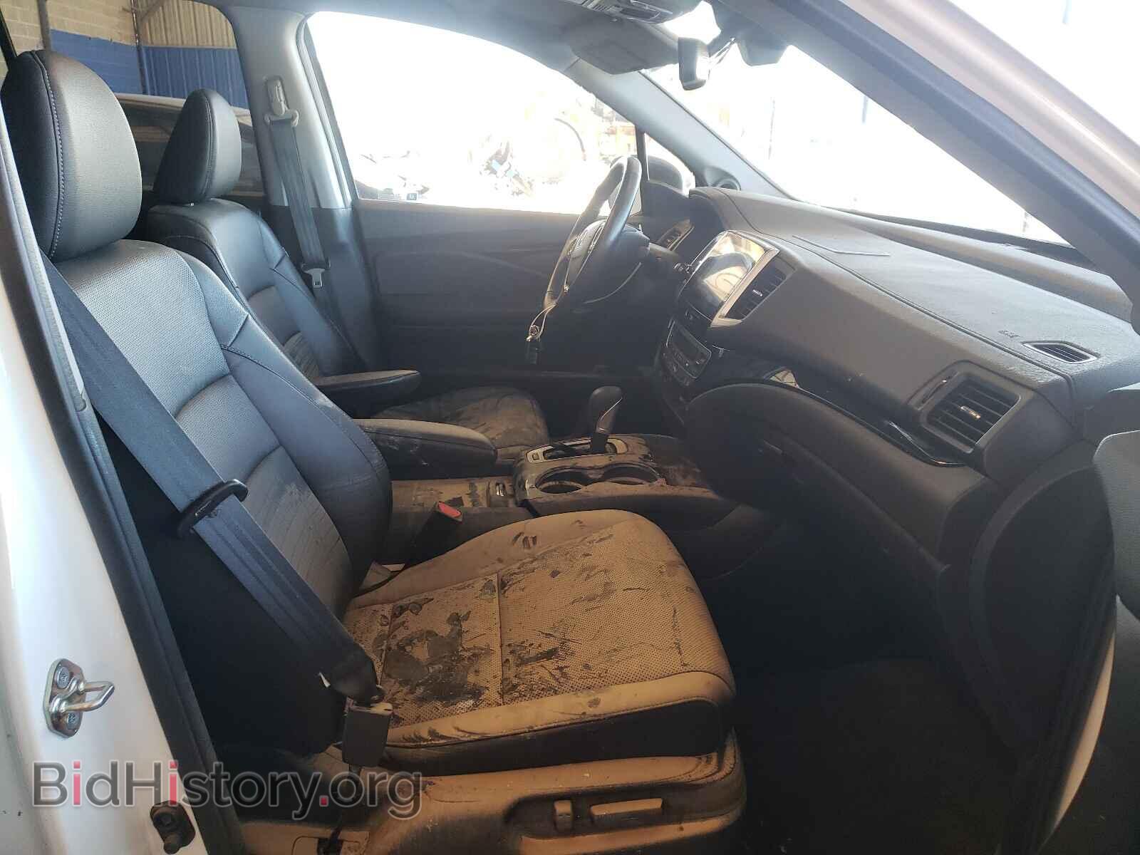 2017 HONDA RIDGELINE - VIN: 5FPYK3F7XHB036902 - Фото 5