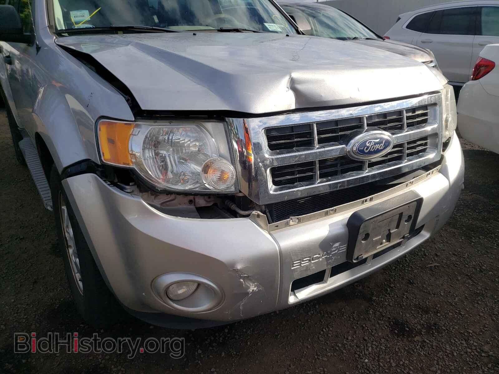 2011 FORD ESCAPE - VIN: 1FMCU9D7XBKB36734 - Фото 9