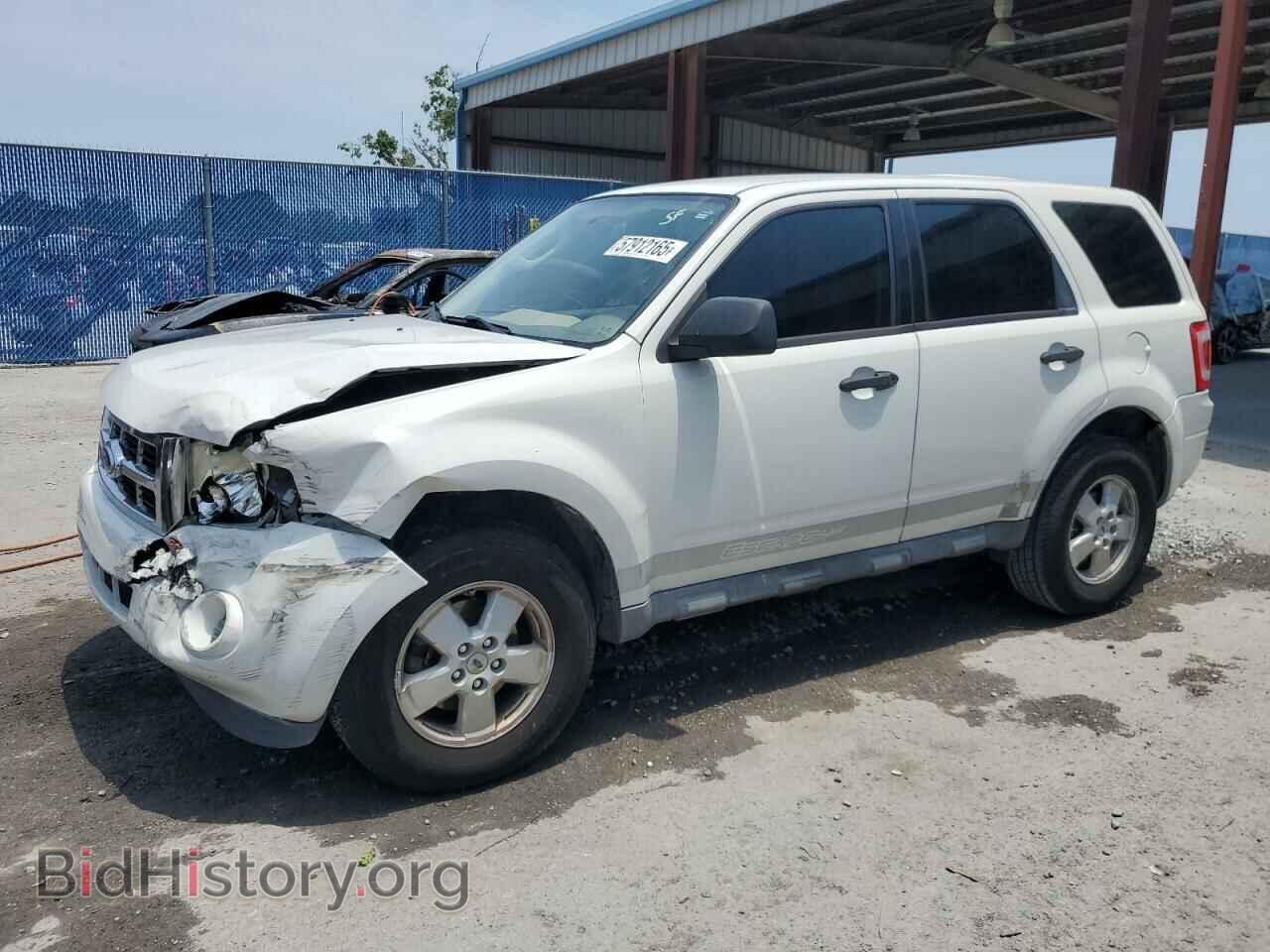 Фотография 1FMCU9C74BKC30951 - FORD ESCAPE 2011