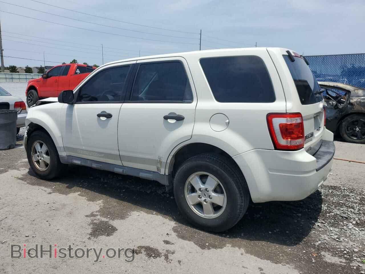 2011 FORD ESCAPE - VIN: 1FMCU9C74BKC30951 - Фото 2