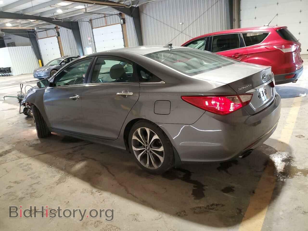 2013 HYUNDAI SONATA - VIN: 5NPEC4ABXDH797080 - Фото 2