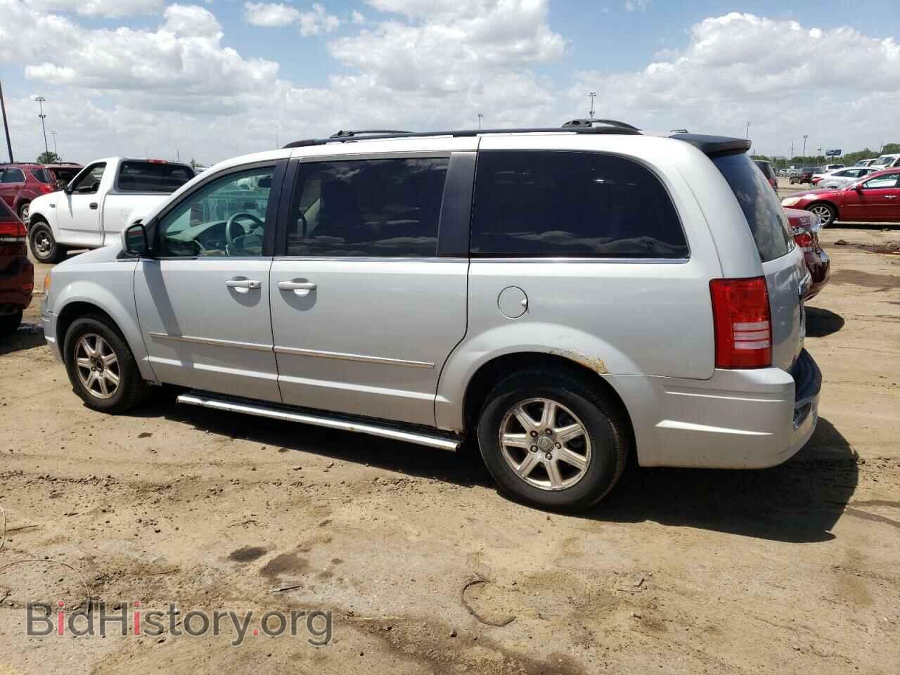2009 CHRYSLER MINIVAN - VIN: 2A8HR54X09R592458 - Фото 2