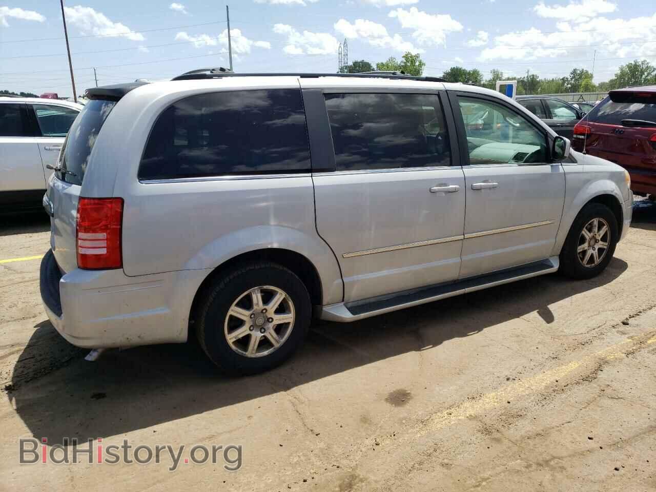 2009 CHRYSLER MINIVAN - VIN: 2A8HR54X09R592458 - Фото 3