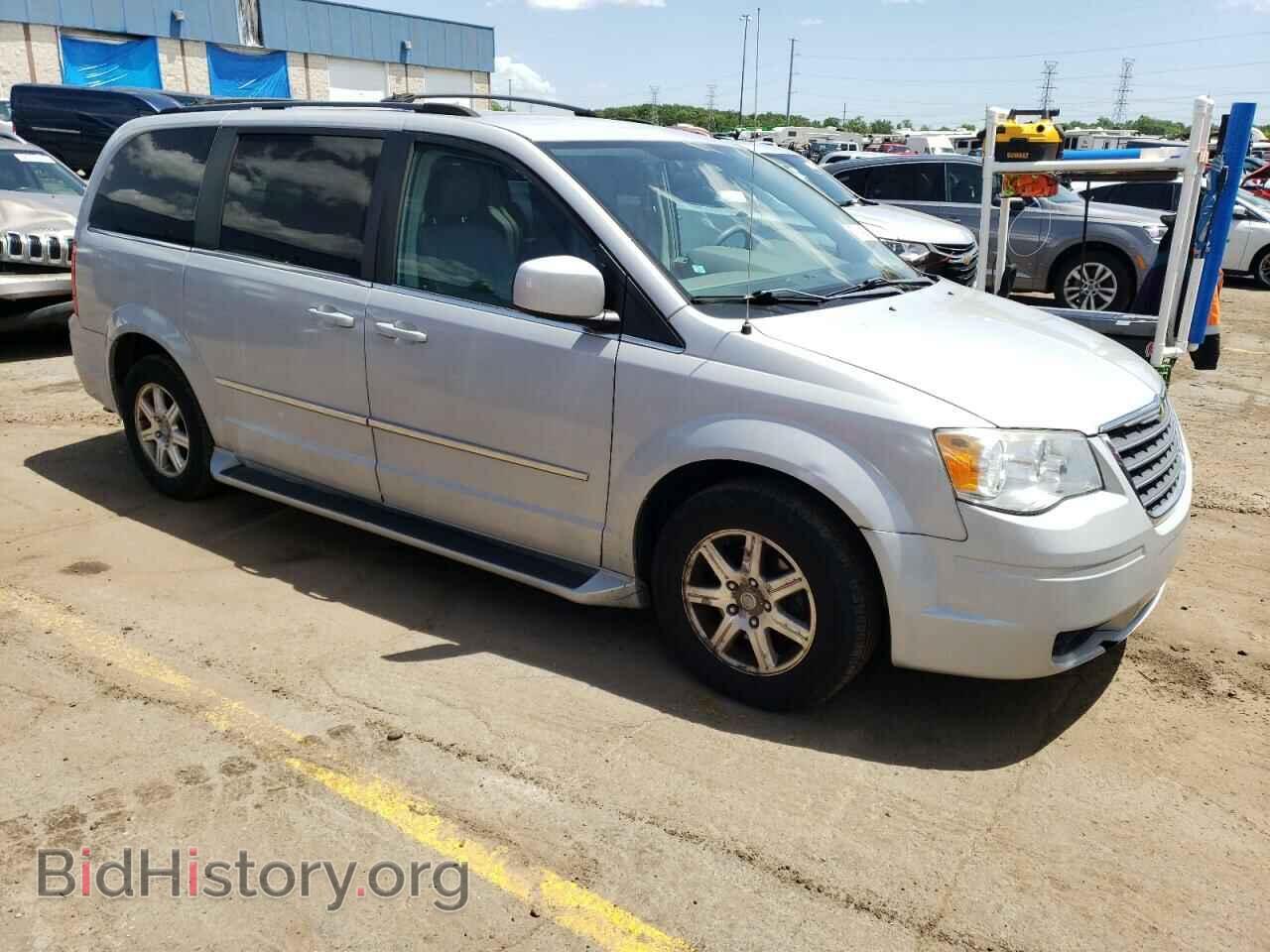 2009 CHRYSLER MINIVAN - VIN: 2A8HR54X09R592458 - Фото 4