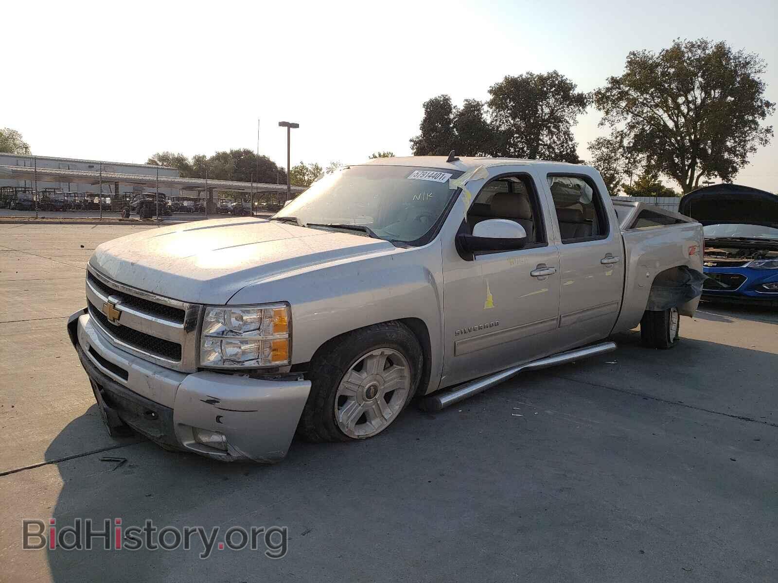2011 CHEVROLET SILVERADO - VIN: 1GCPKTE34BF190429 - Фото 2