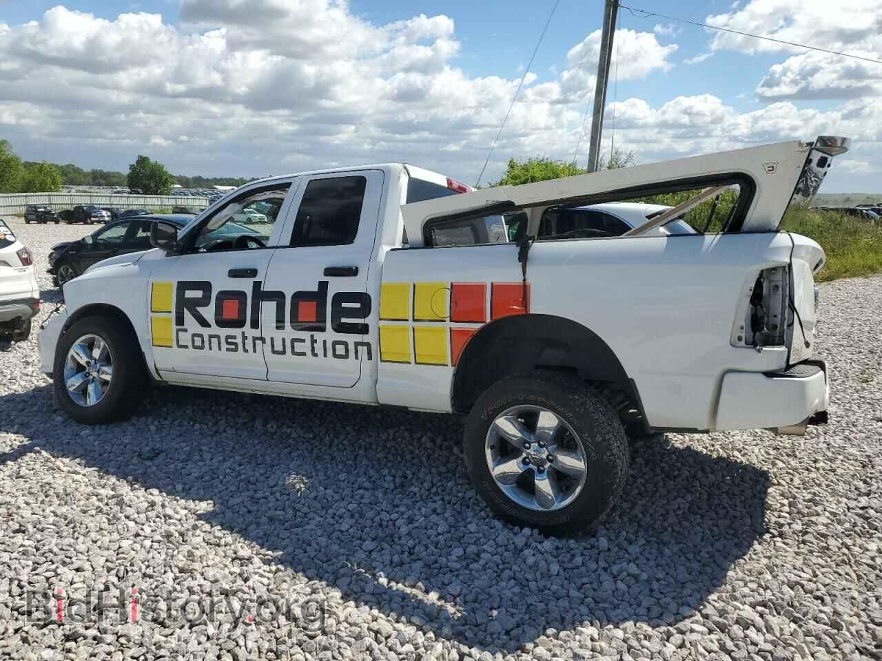 2019 RAM 1500 - VIN: 1C6RR7FT8KS553680 - Фото 2