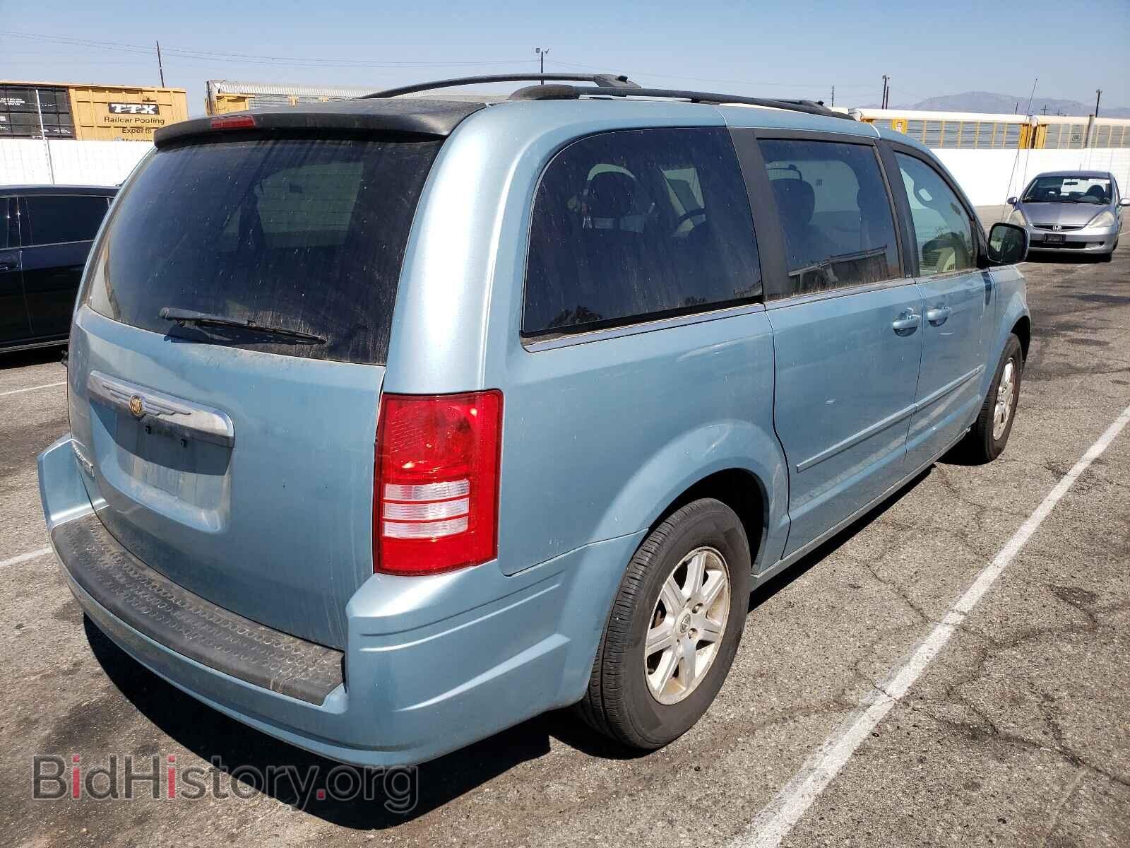 2008 CHRYSLER MINIVAN - VIN: 2A8HR54P38R111262 - Фото 4