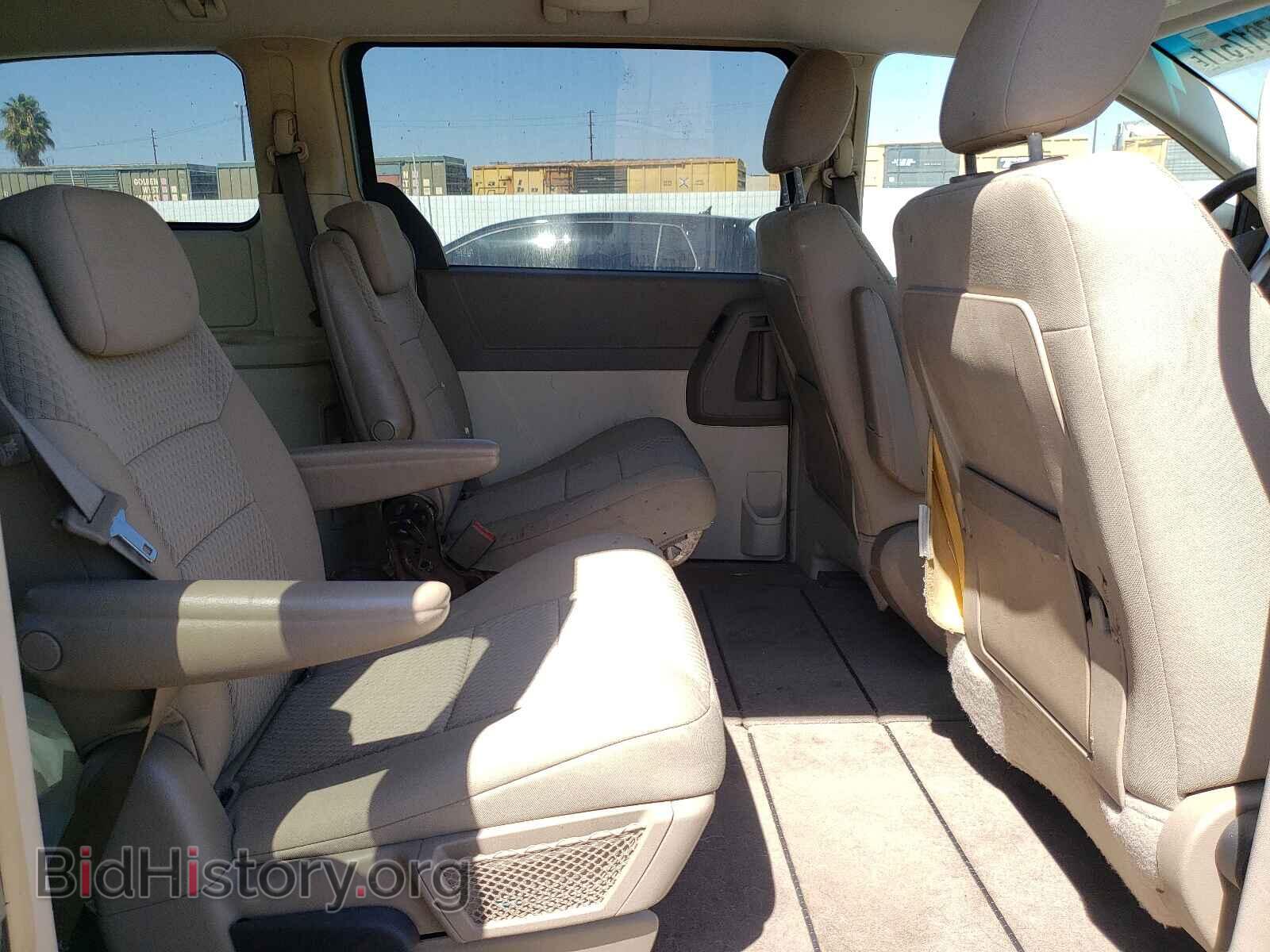 2008 CHRYSLER MINIVAN - VIN: 2A8HR54P38R111262 - Фото 6