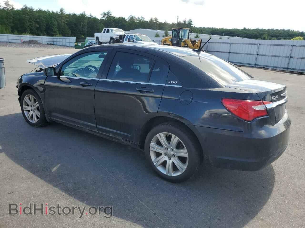 2013 CHRYSLER 200 - VIN: 1C3CCBBB2DN705605 - Фото 2