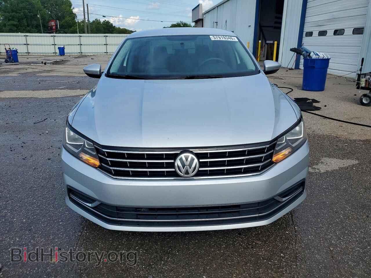 2017 VOLKSWAGEN PASSAT - VIN: 1VWAT7A38HC058765 - Фото 5