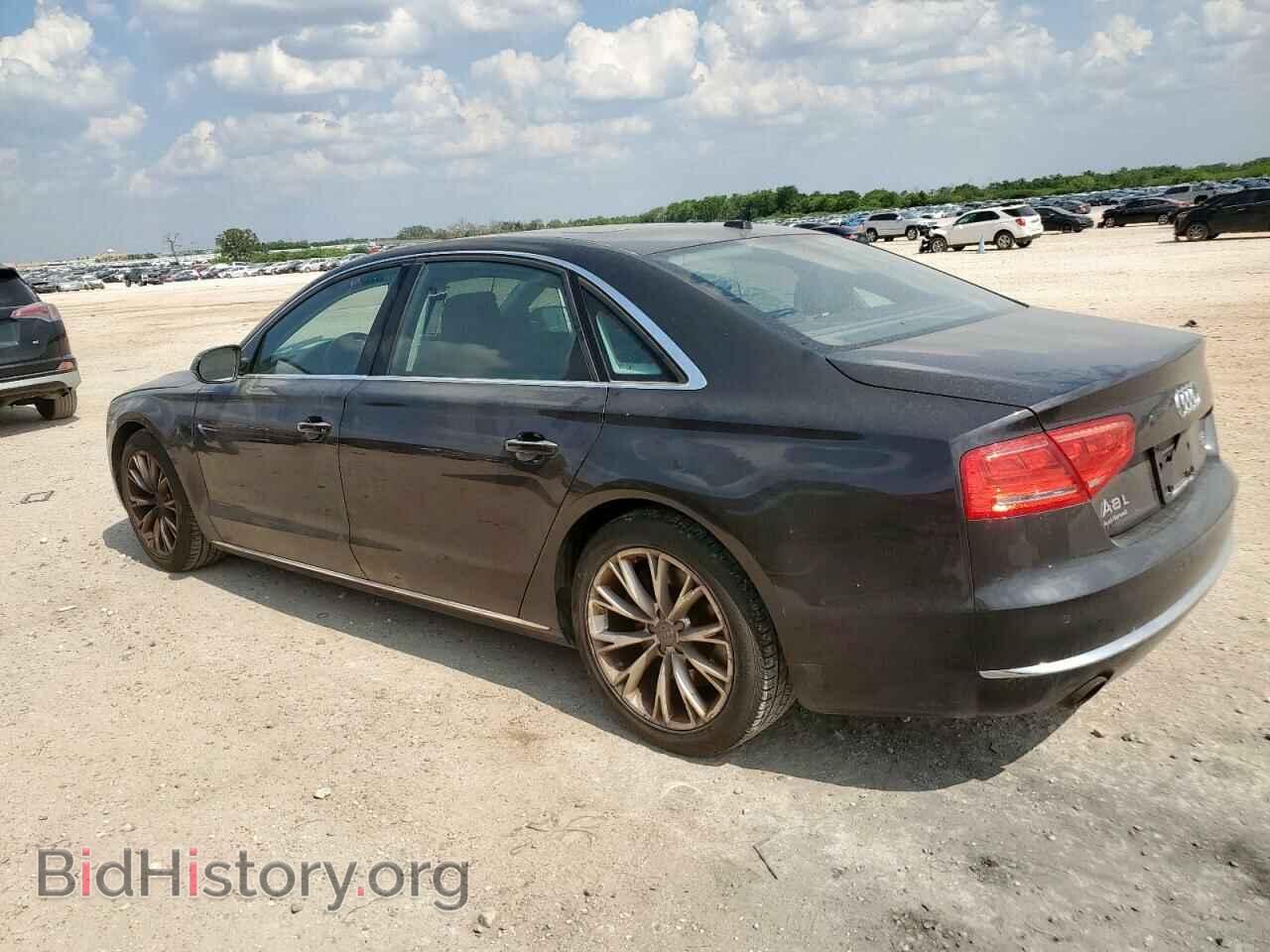 2011 AUDI A8 - VIN: WAURVAFD6BN016831 - Фото 2