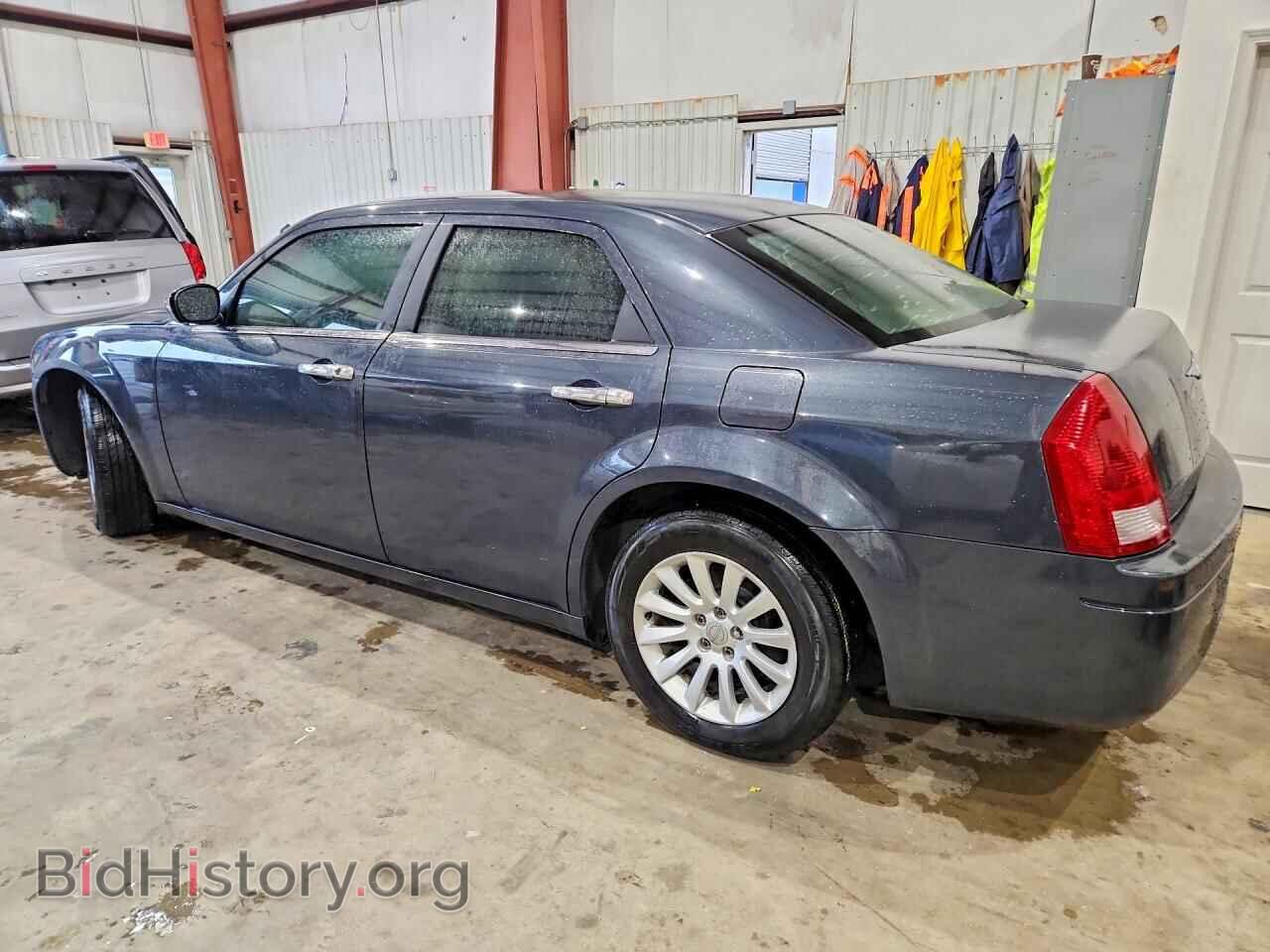 2007 CHRYSLER 300 - VIN: 2C3KA43R07H803330 - Фото 2