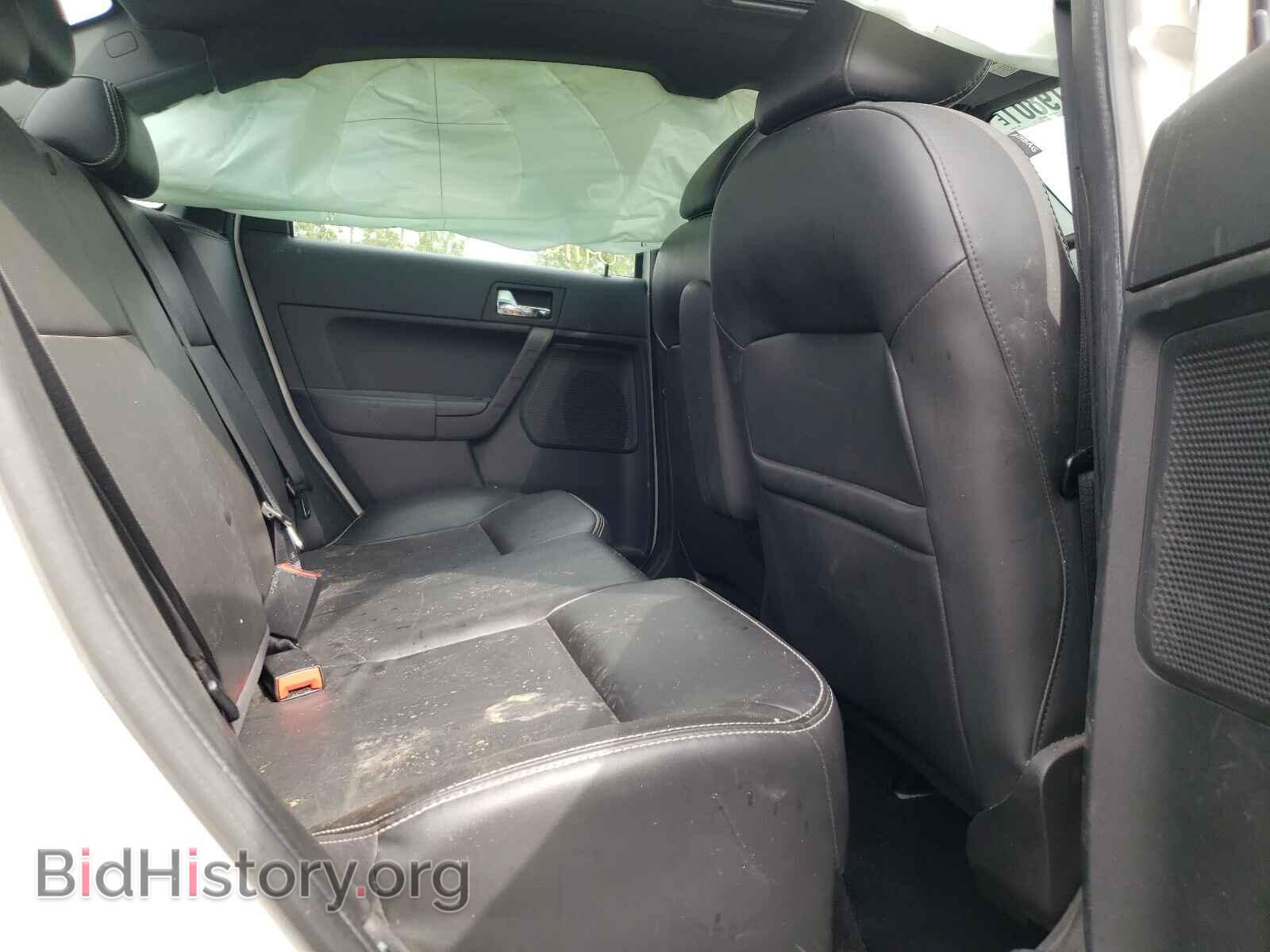 2011 FORD FOCUS - VIN: 1FAHP3HN2BW154800 - Photo 6