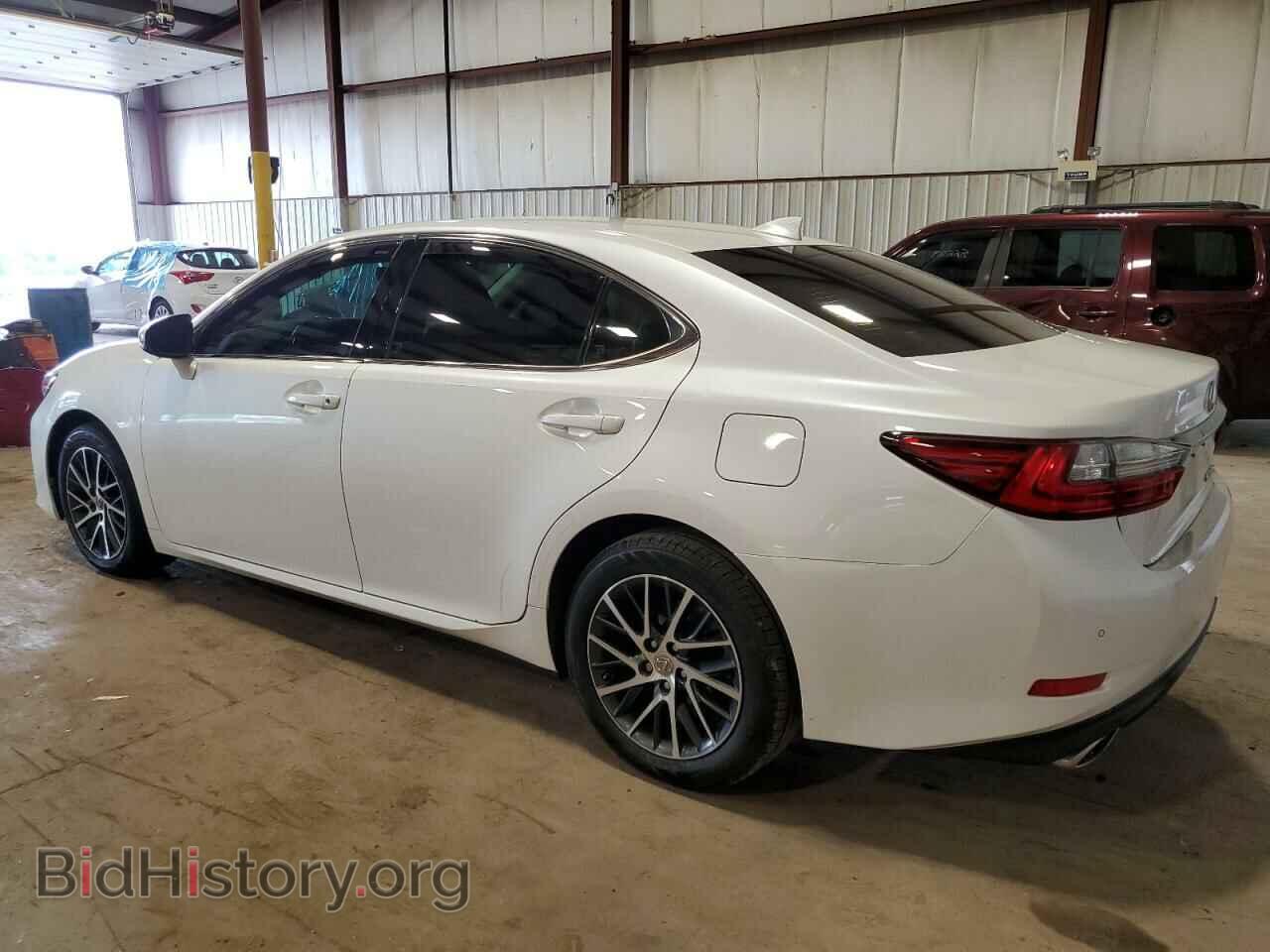 2016 LEXUS ES350 - VIN: JTHBK1GG2G2242930 - Фото 2