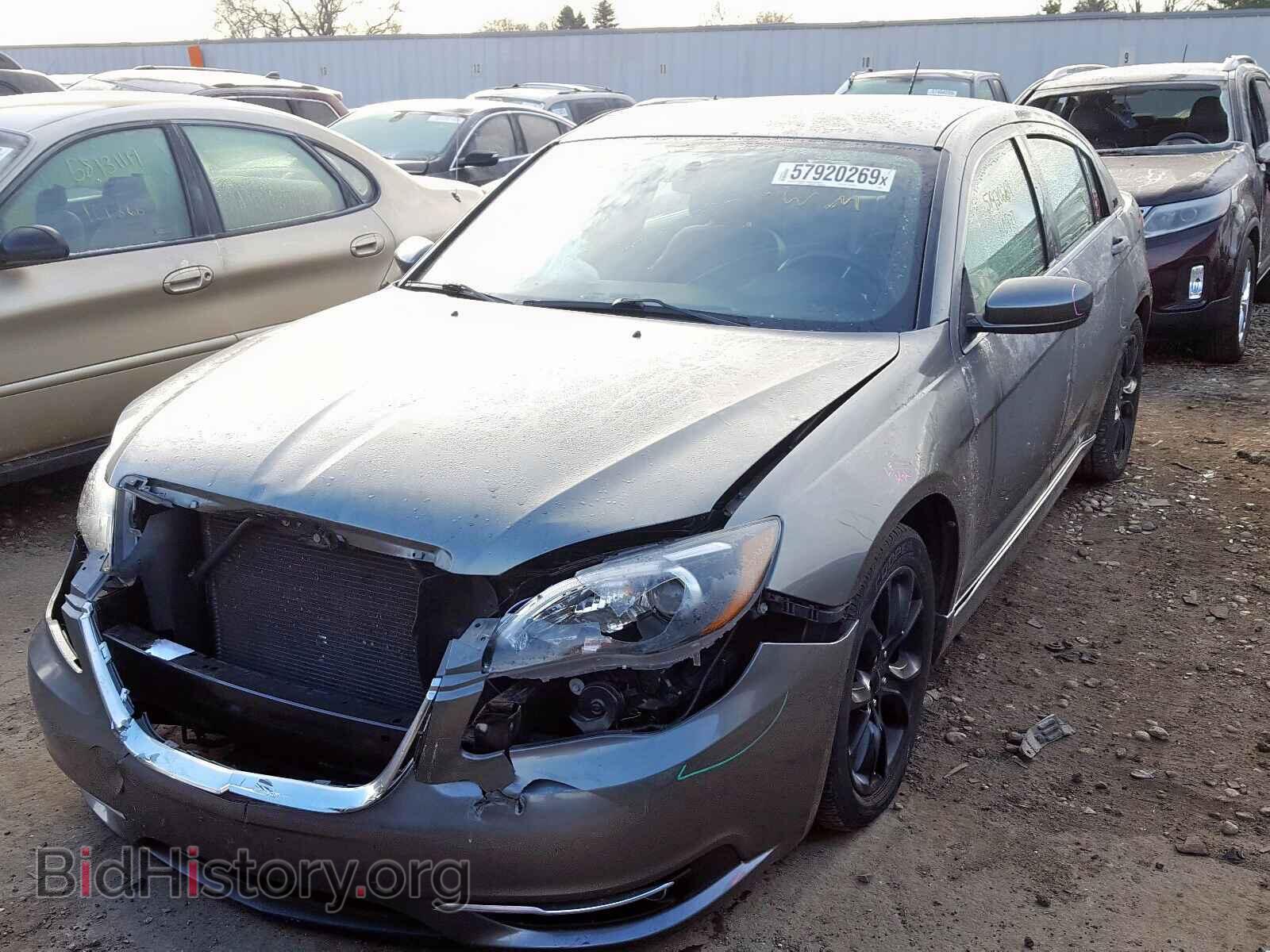 2013 CHRYSLER 200 - VIN: 1C3CCBCG6DN719694 - Фото 2