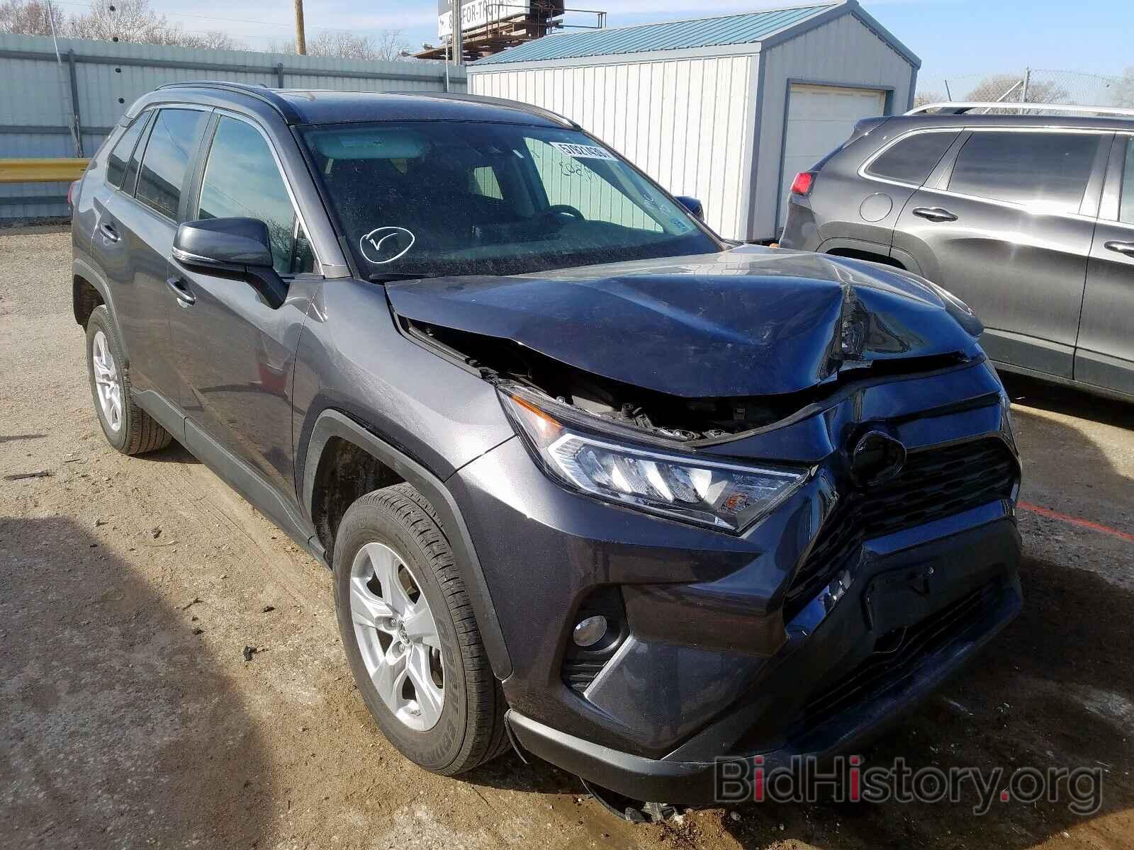 Photo 2T3P1RFV5KW030497 - TOYOTA RAV4 XLE 2019