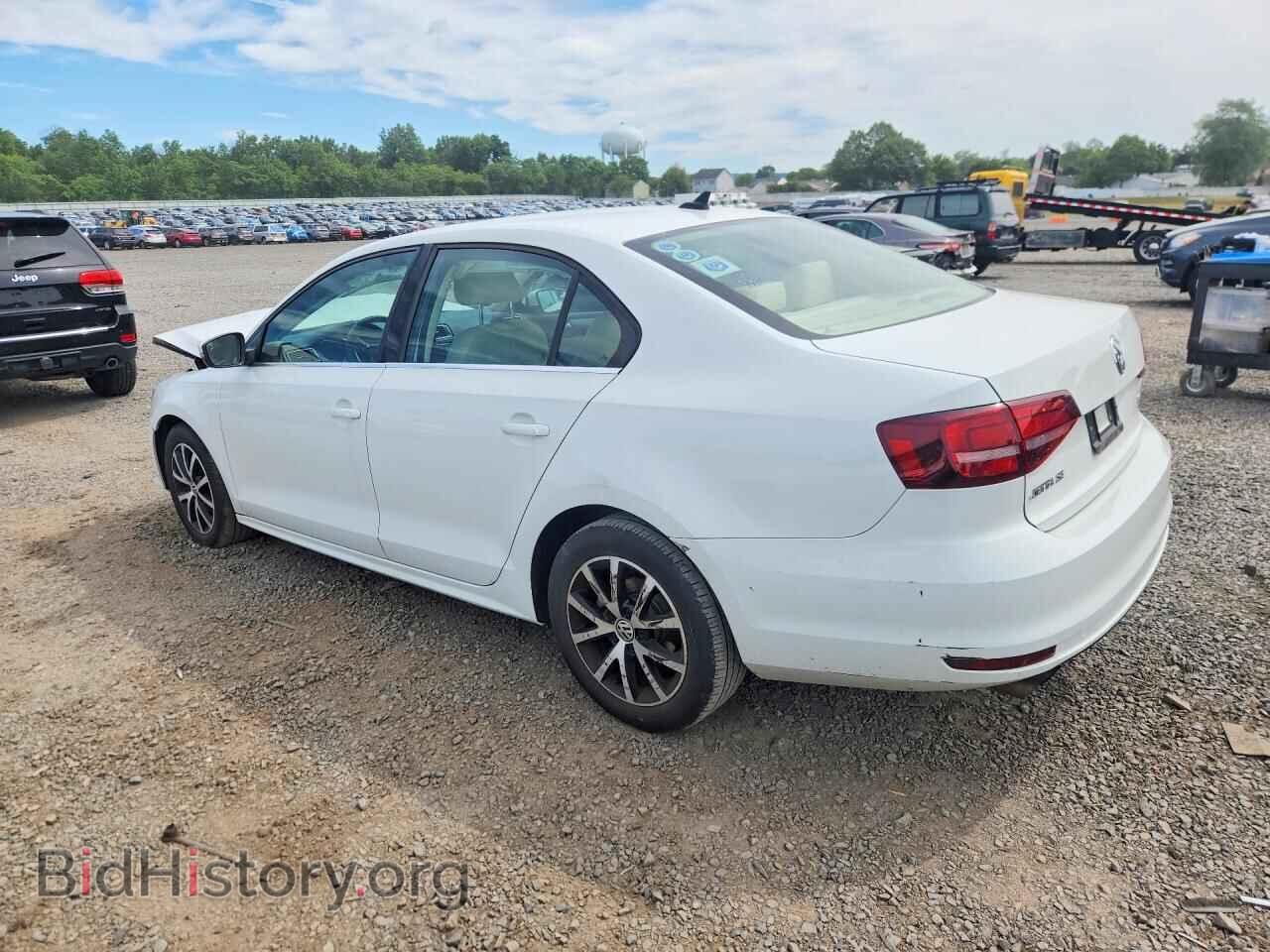 2017 VOLKSWAGEN JETTA - VIN: 3VWDB7AJ8HM378200 - Фото 2