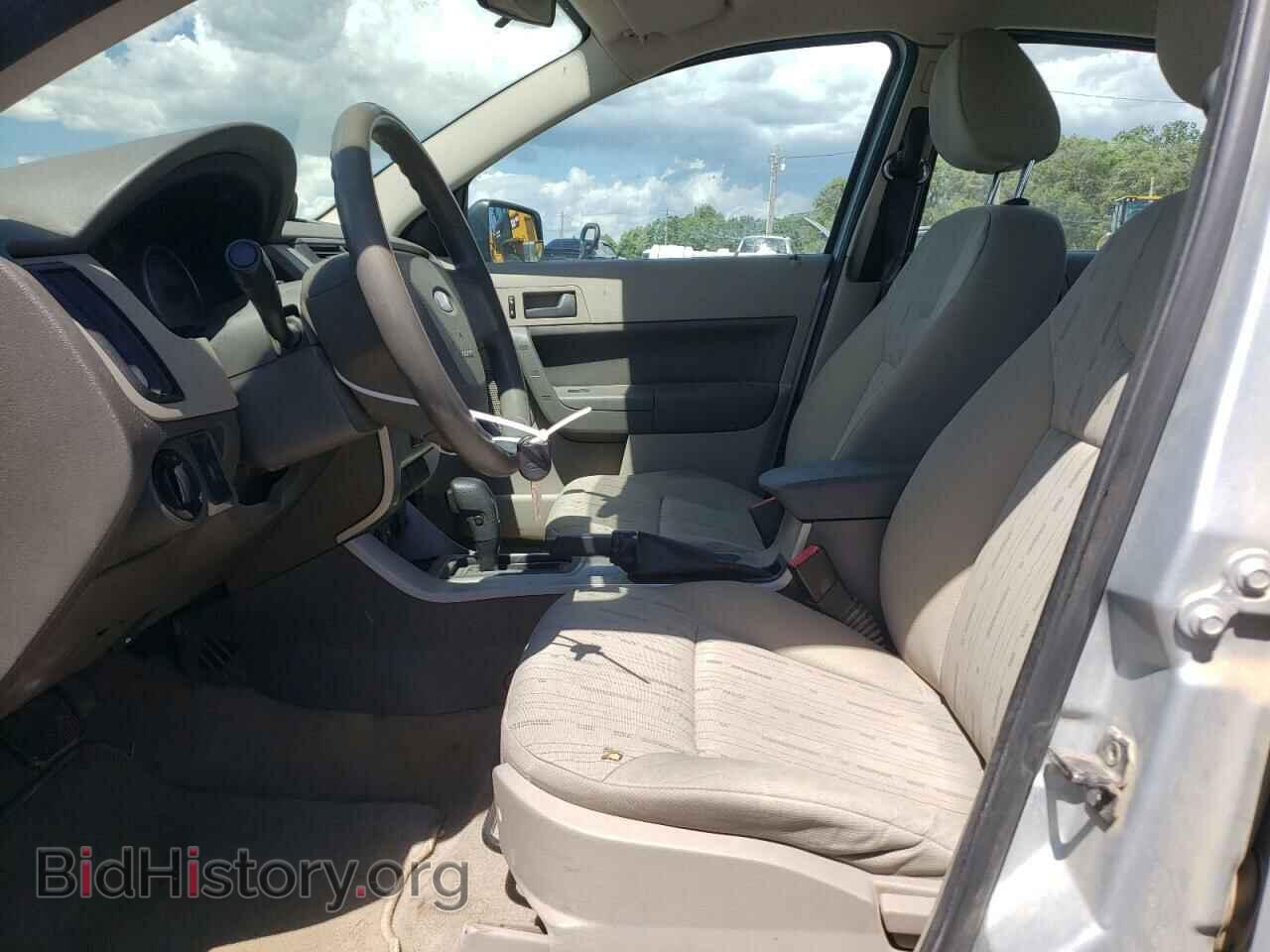 2008 FORD FOCUS - VIN: 1FAHP35N48W111170 - Фото 7