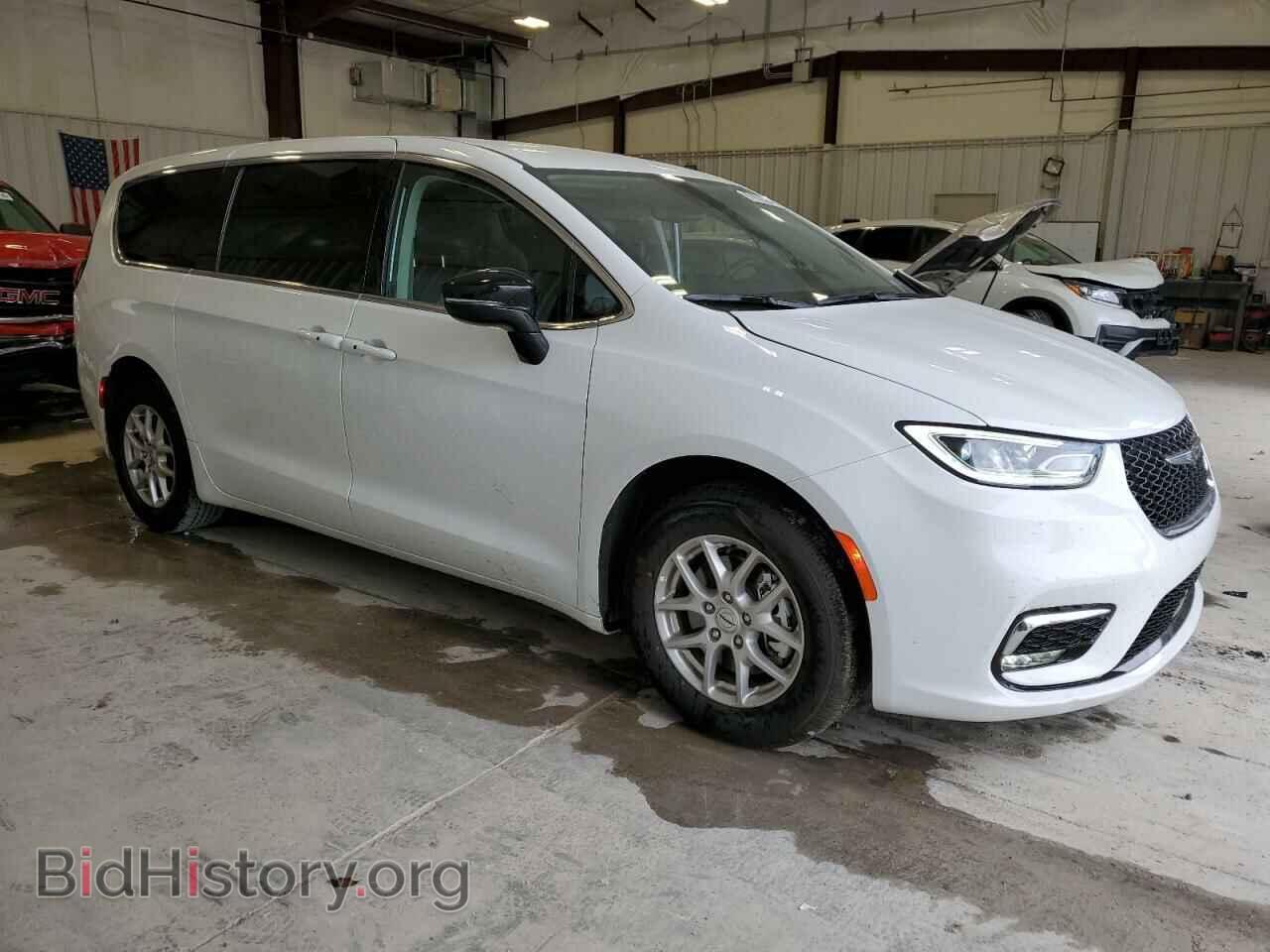 2024 CHRYSLER PACIFICA - VIN: 2C4RC1BG7RR124994 - Фото 4