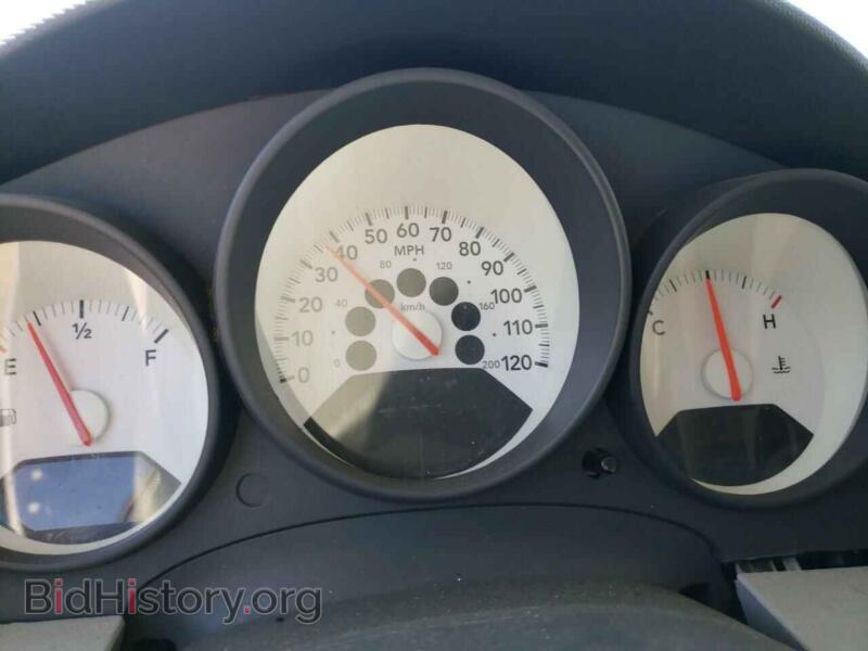 2007 Dodge CALIBER (VIN 1B3HB28B37D284792) — photo 8 of 10