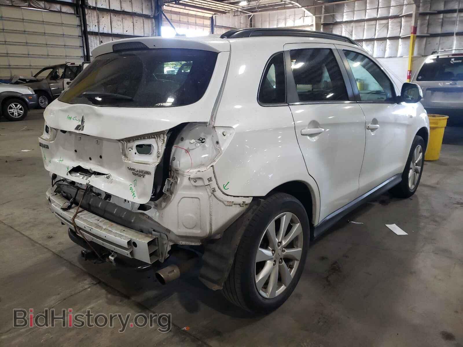 2015 MITSUBISHI OUTLANDER - VIN: 4A4AR4AU1FE007546 - Фото 4