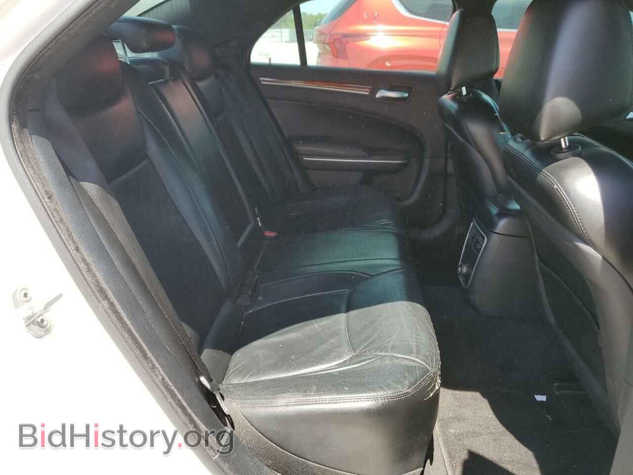 2013 CHRYSLER 300 - VIN: 2C3CCAAG4DH529219 - Фото 10