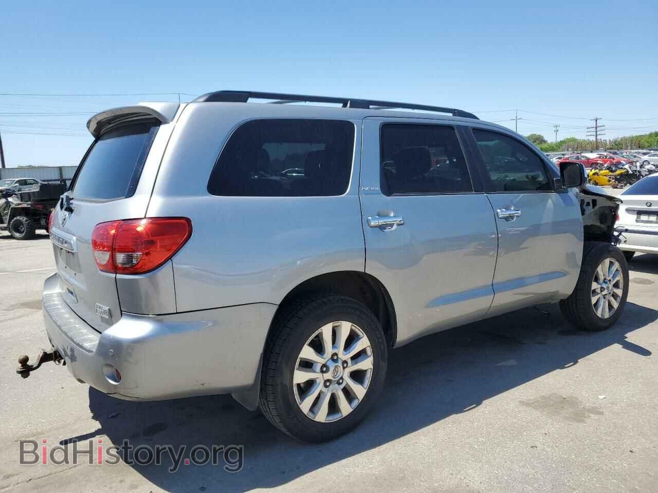 2008 TOYOTA SEQUOIA - VIN: 5TDBY67A28S009486 - Фото 3