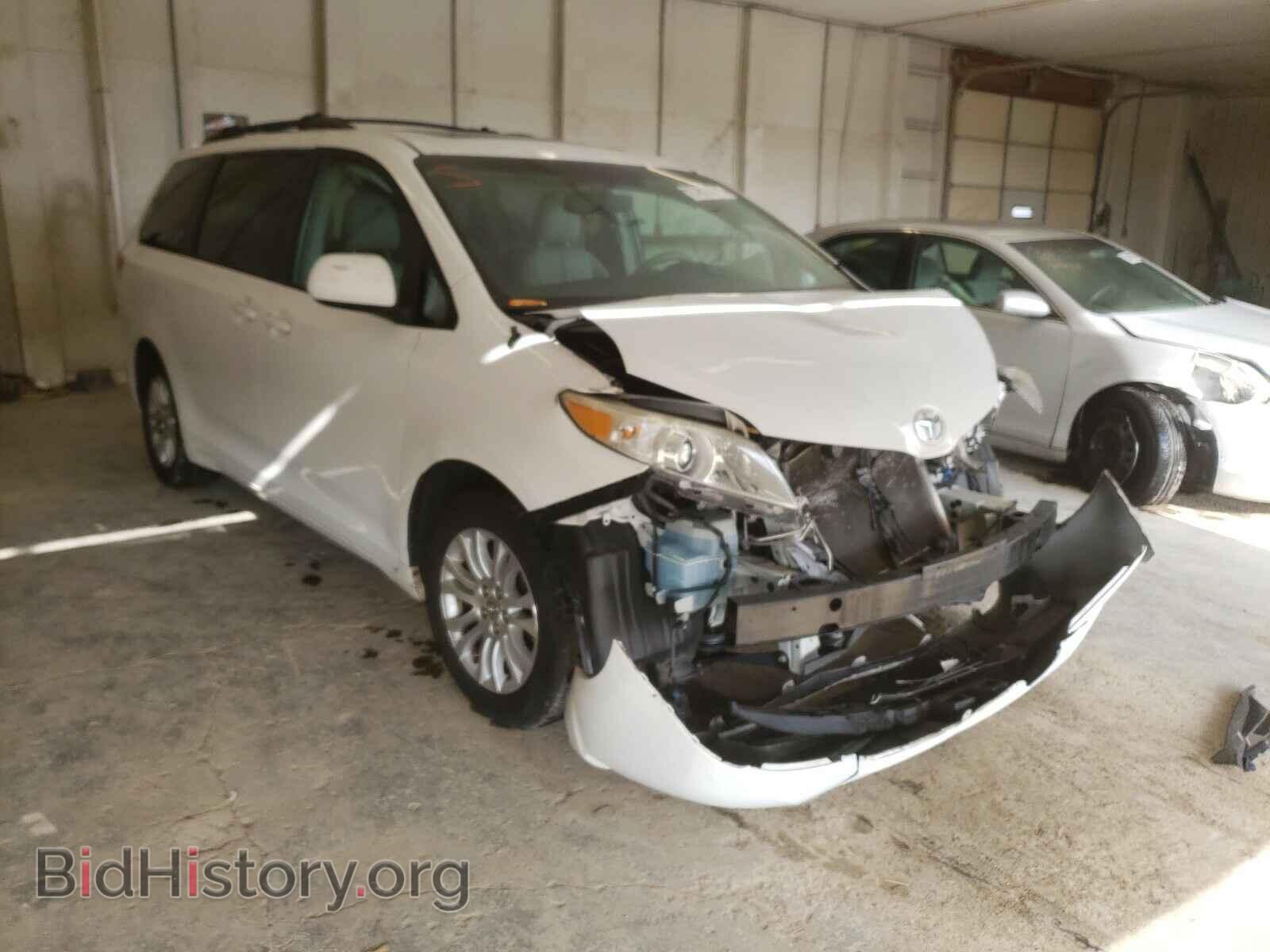 Фотография 5TDYK3DC8CS278438 - TOYOTA SIENNA 2012