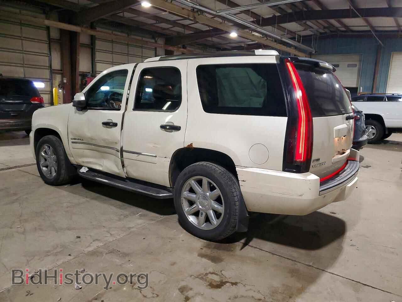 2011 GMC YUKON - VIN: 1GKS2EEF4BR242676 - Фото 2