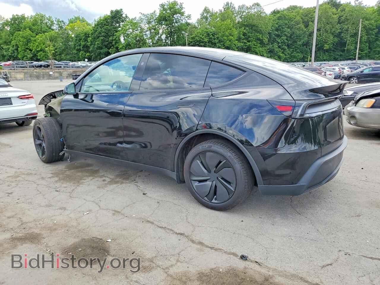 2026 TESLA MODEL Y - VIN: 7SAYGDEE2TA487542 - Фото 2